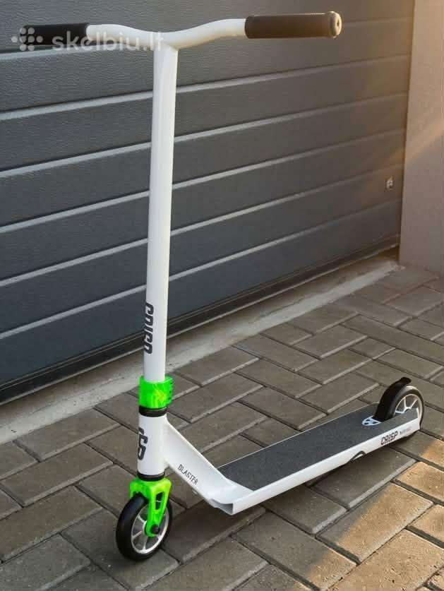Parduodu paspirtuka Crisp blaster