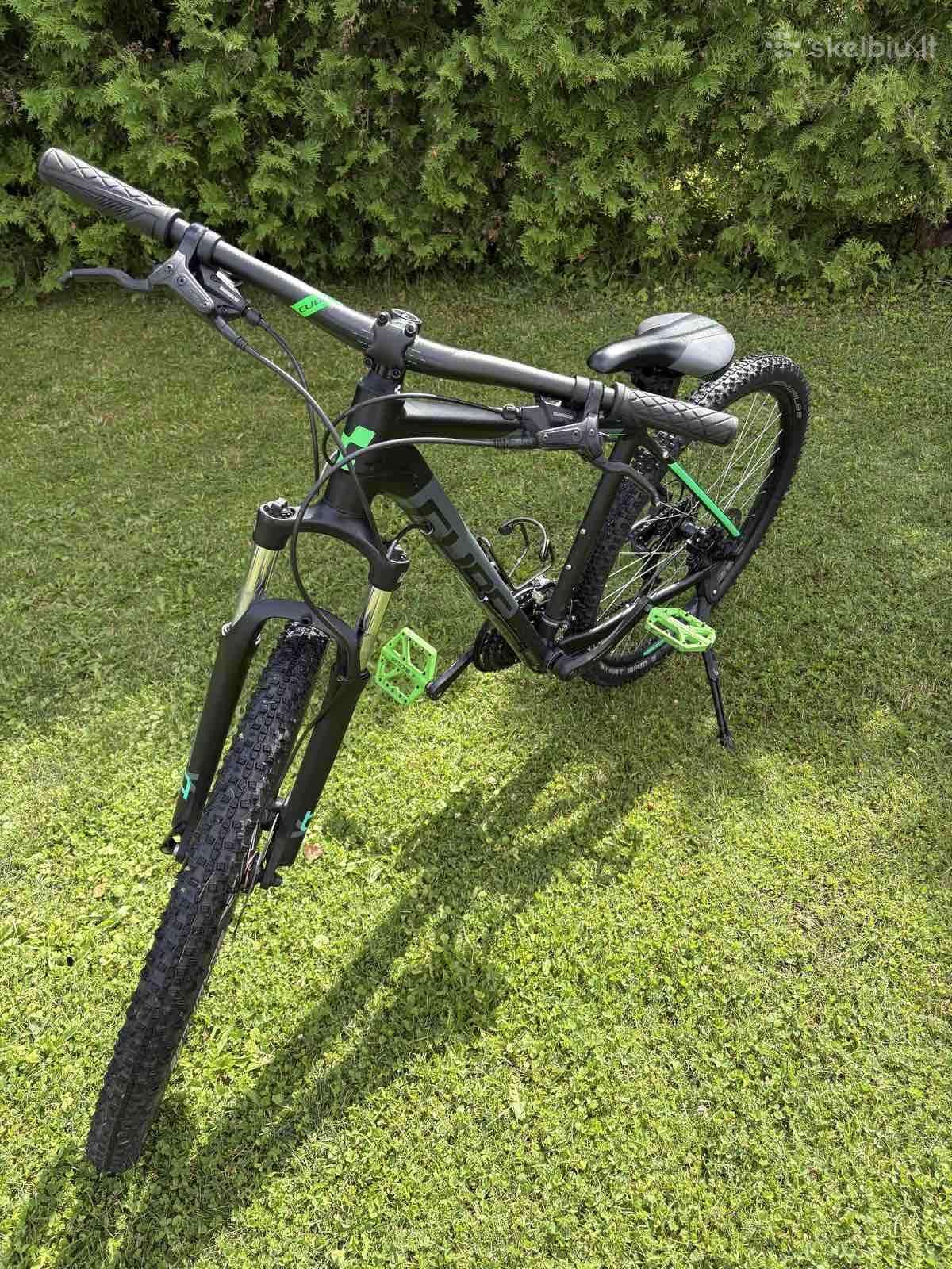 Cube aim pro kalnų dviratis