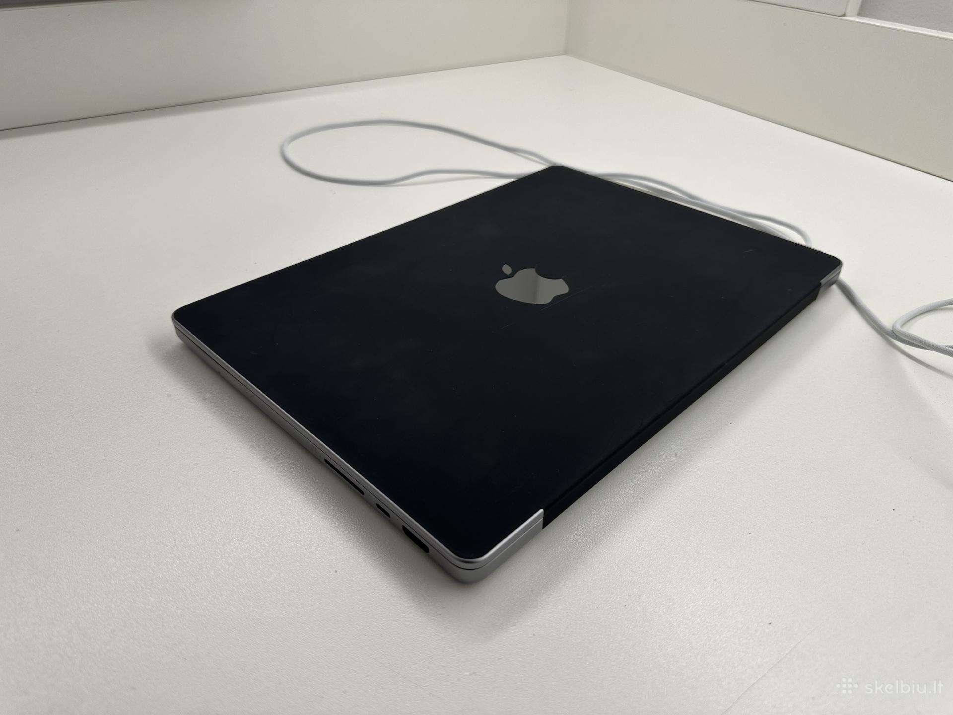 MacBook pro 14 m2