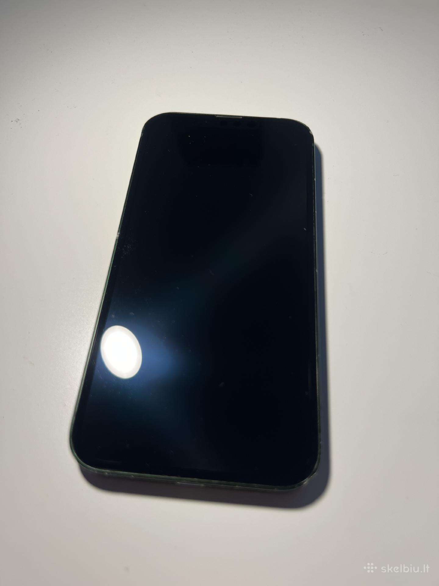 iPhone 13