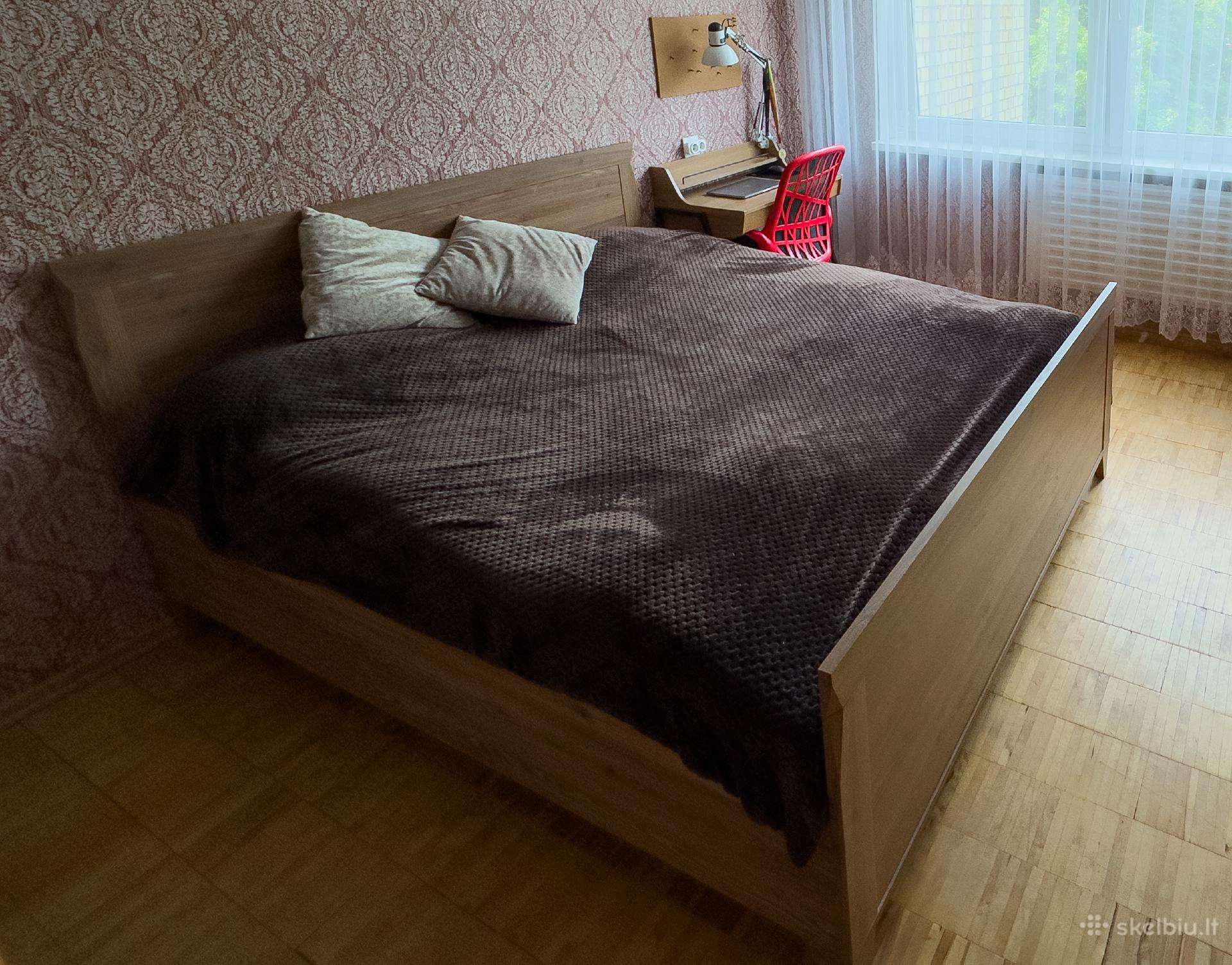 Dvigulė lova