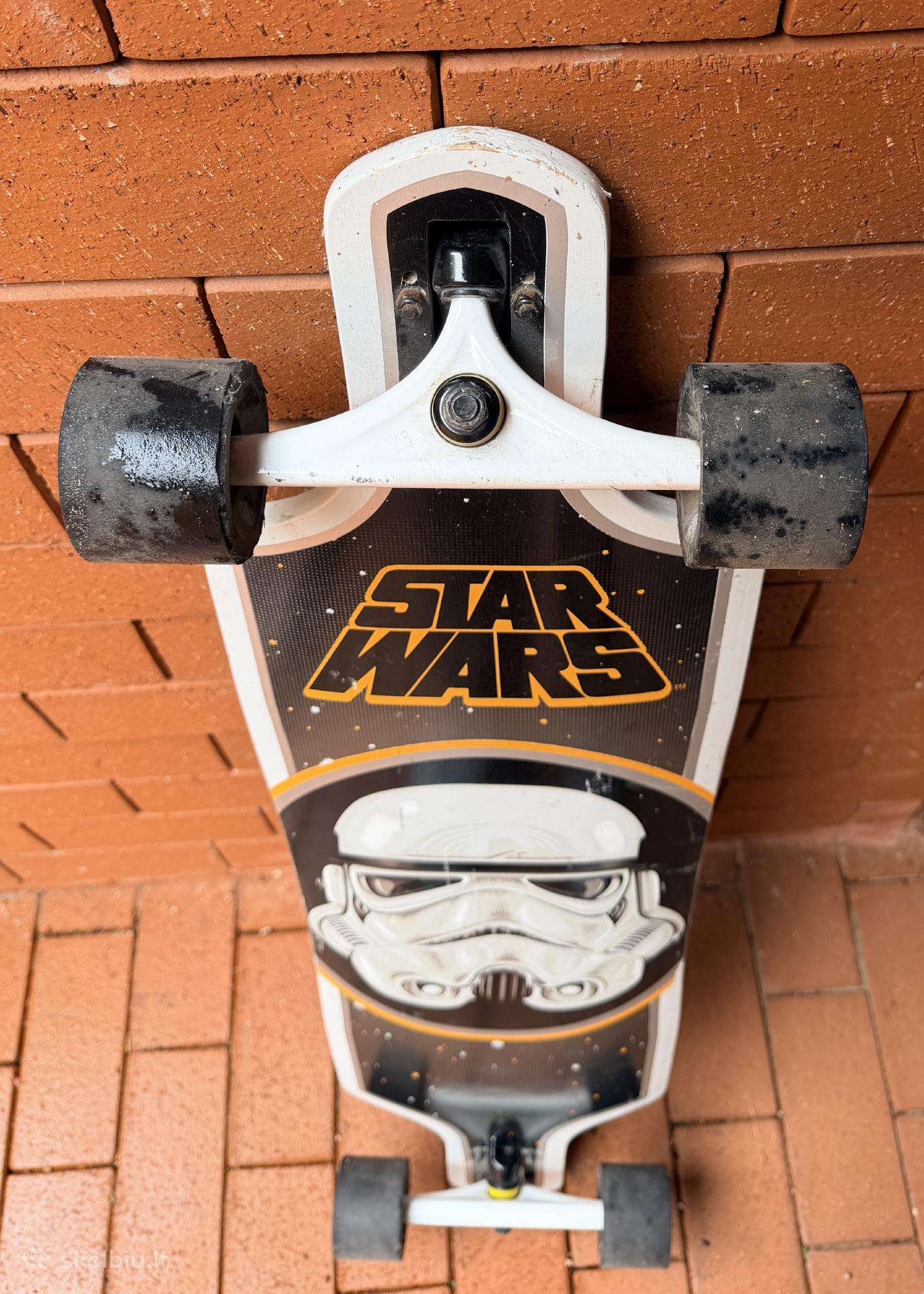 Santa Cruz longboard riedlentė