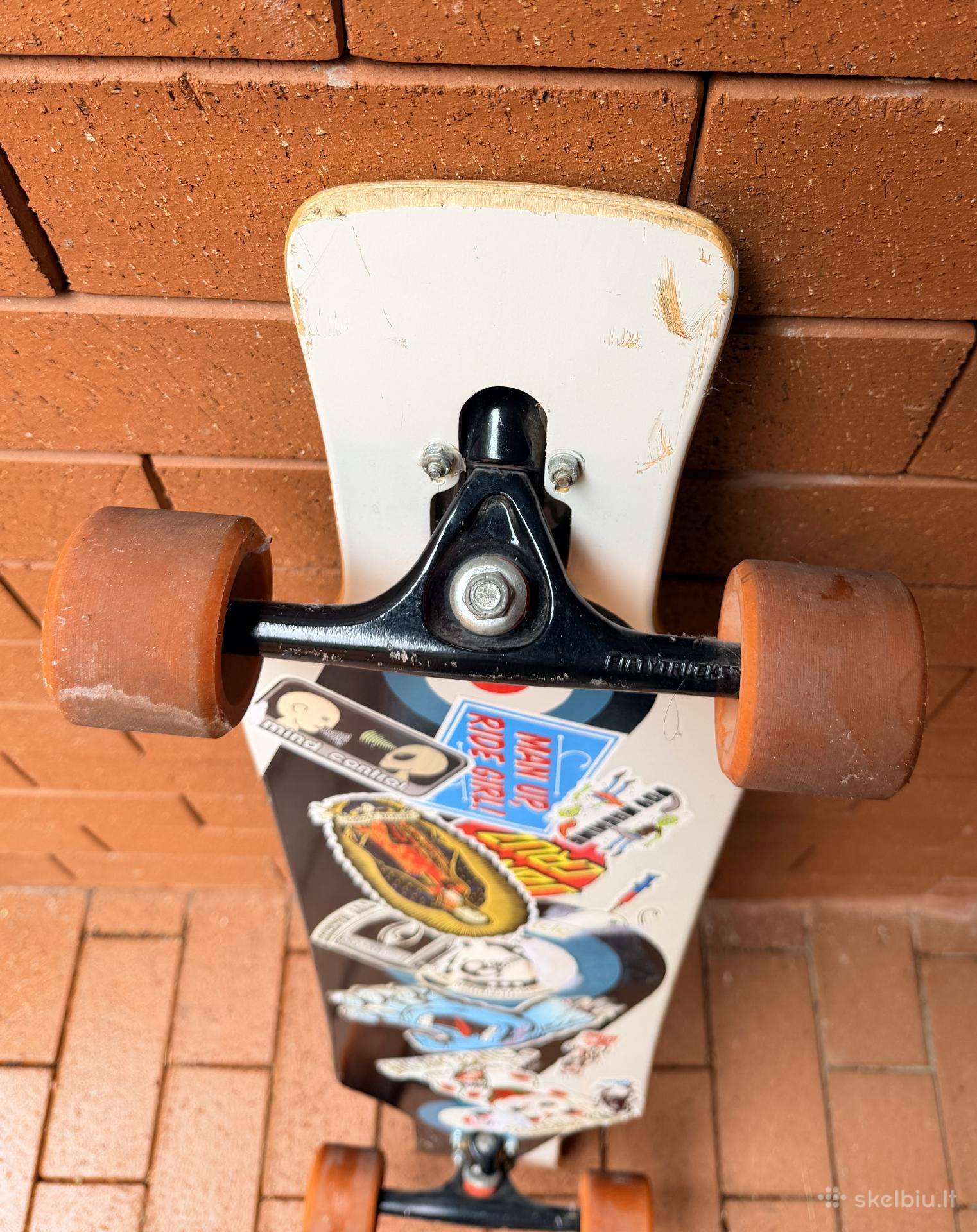 Hammond longboard riedlentė