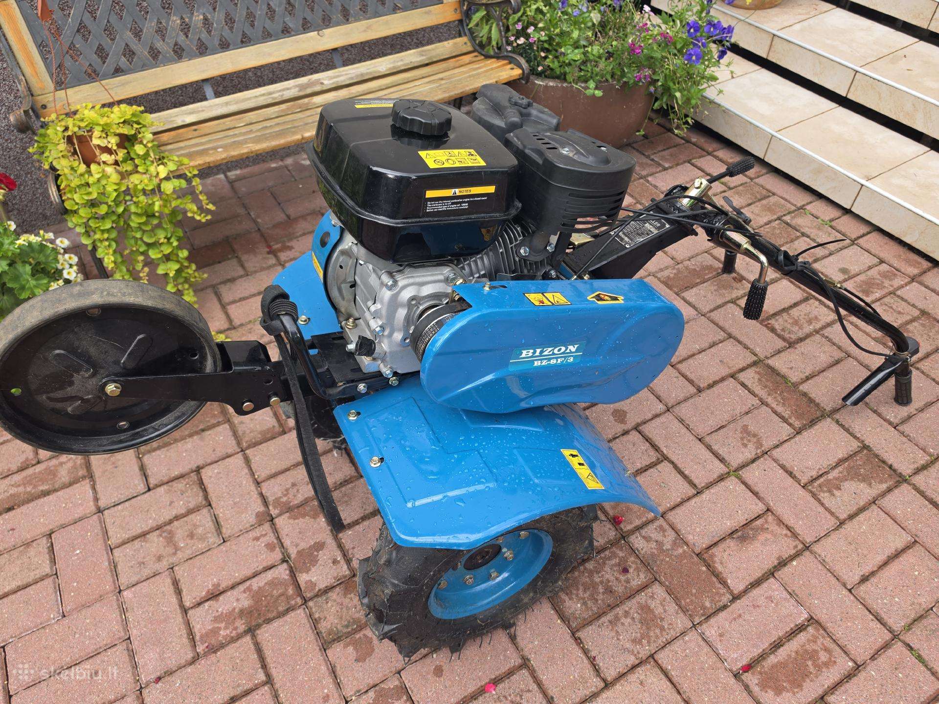 Motoblokas Bizon