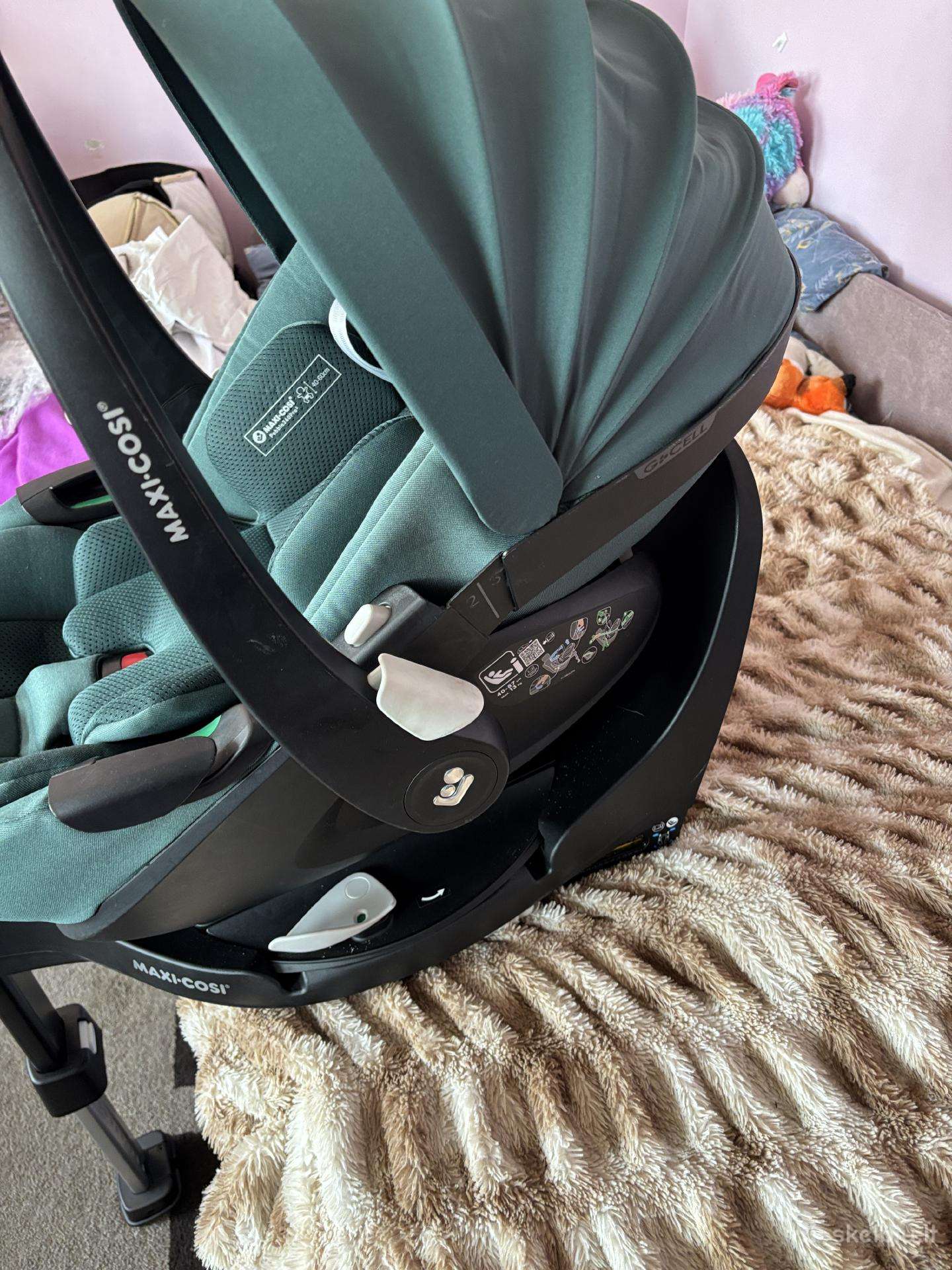 Maxi cosi pebble 360 pro2 ir baze pro