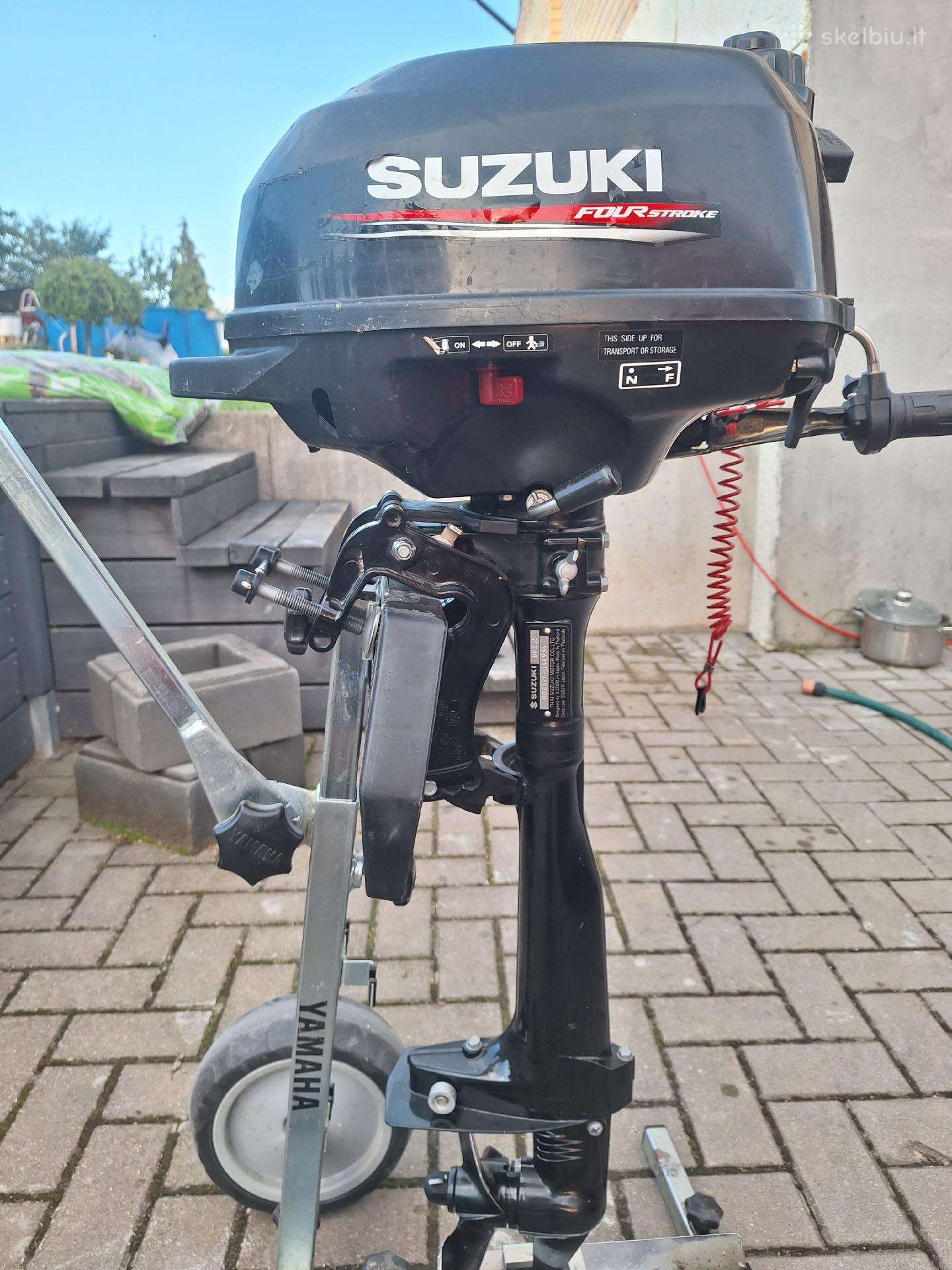 Suzuki 2,5 keturtaktis variklis