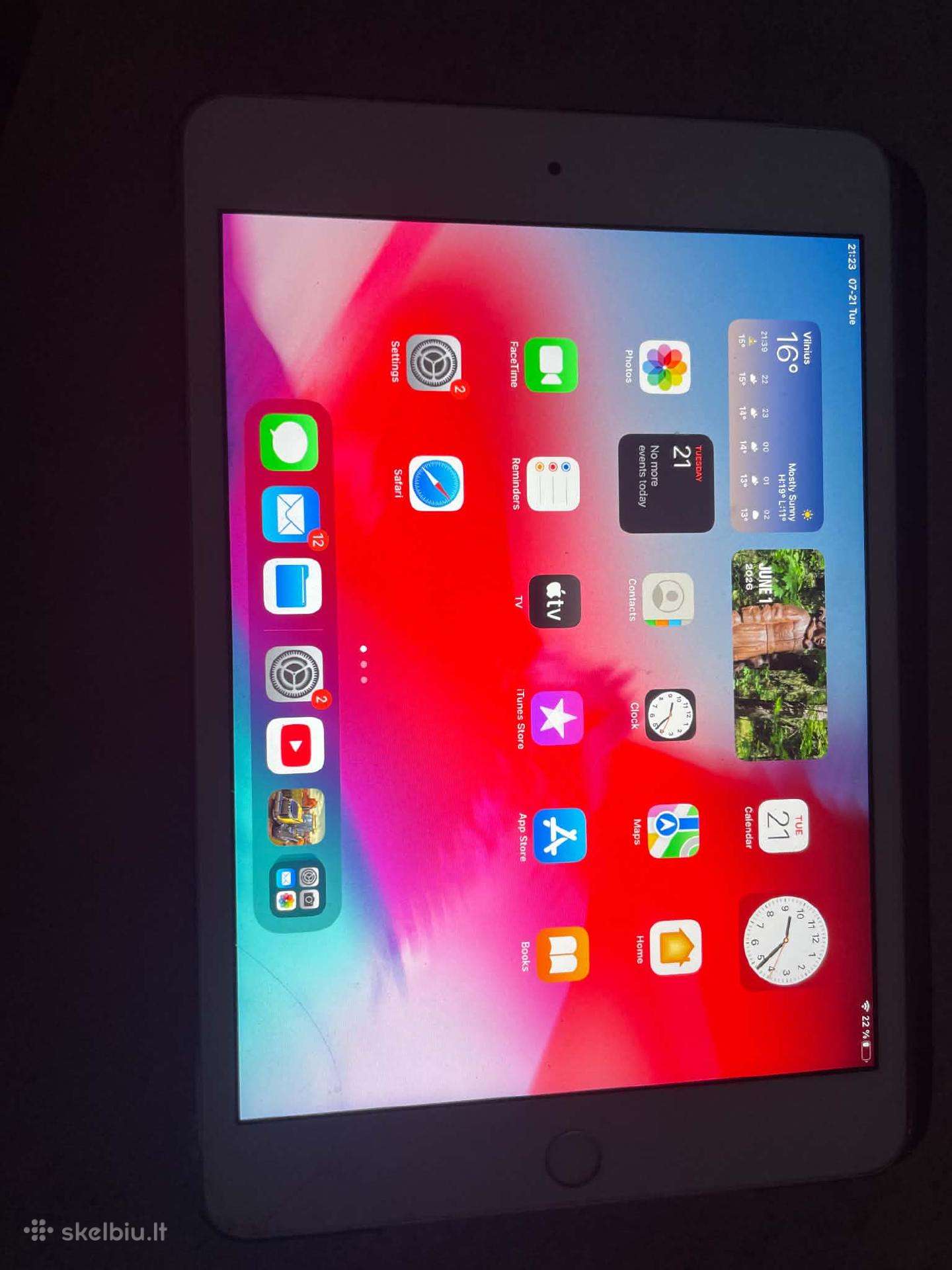 Parduodu Apple iPad mini 4 WiFi+cellular 64 GB .