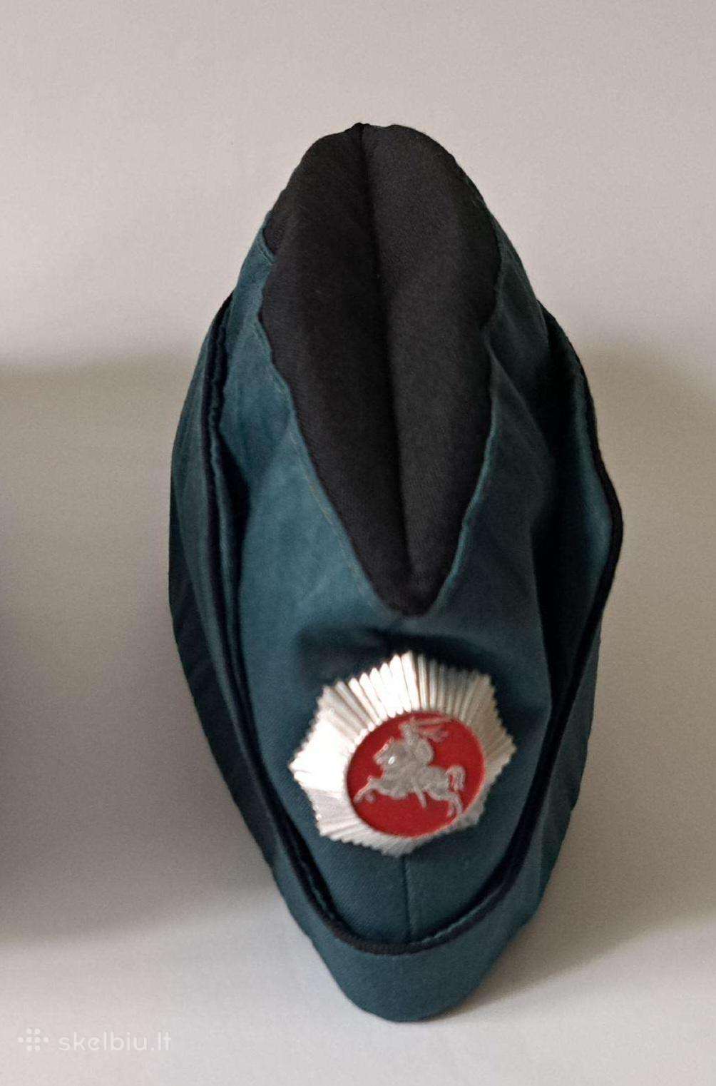 Policijos akademijos uniformos pilotė