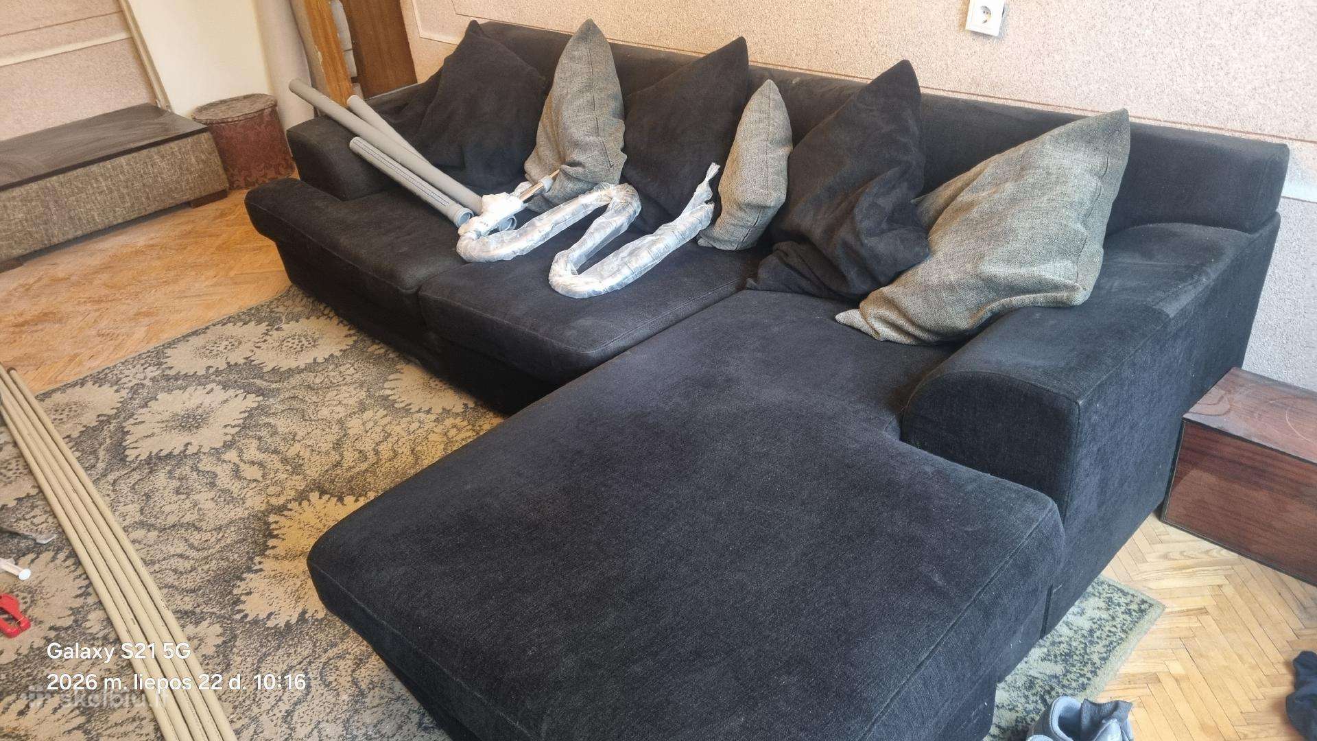 Dovanojami baldai
