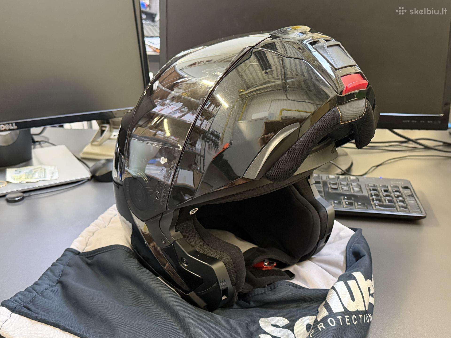 Schuberth C5