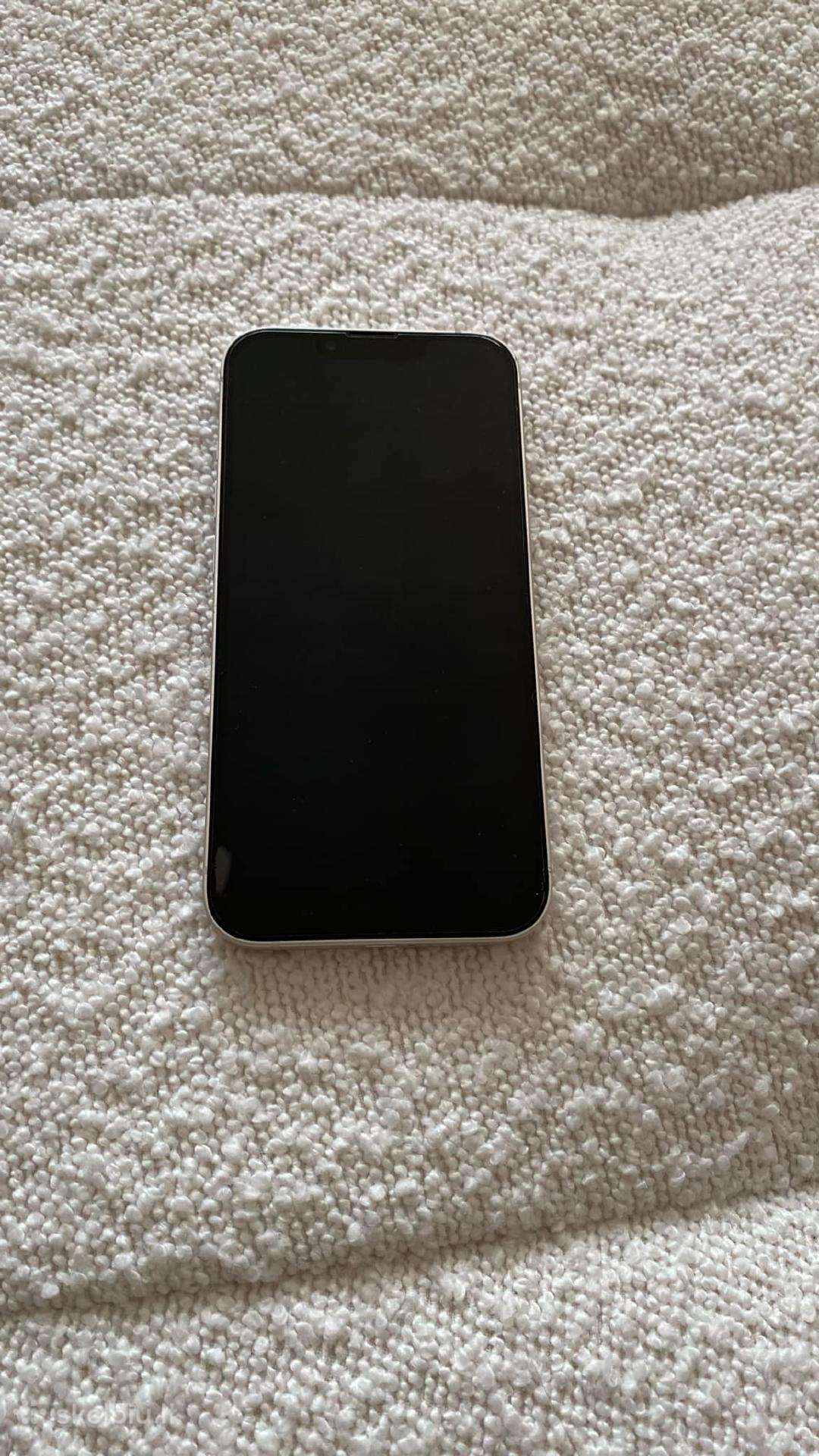 iPhone 13