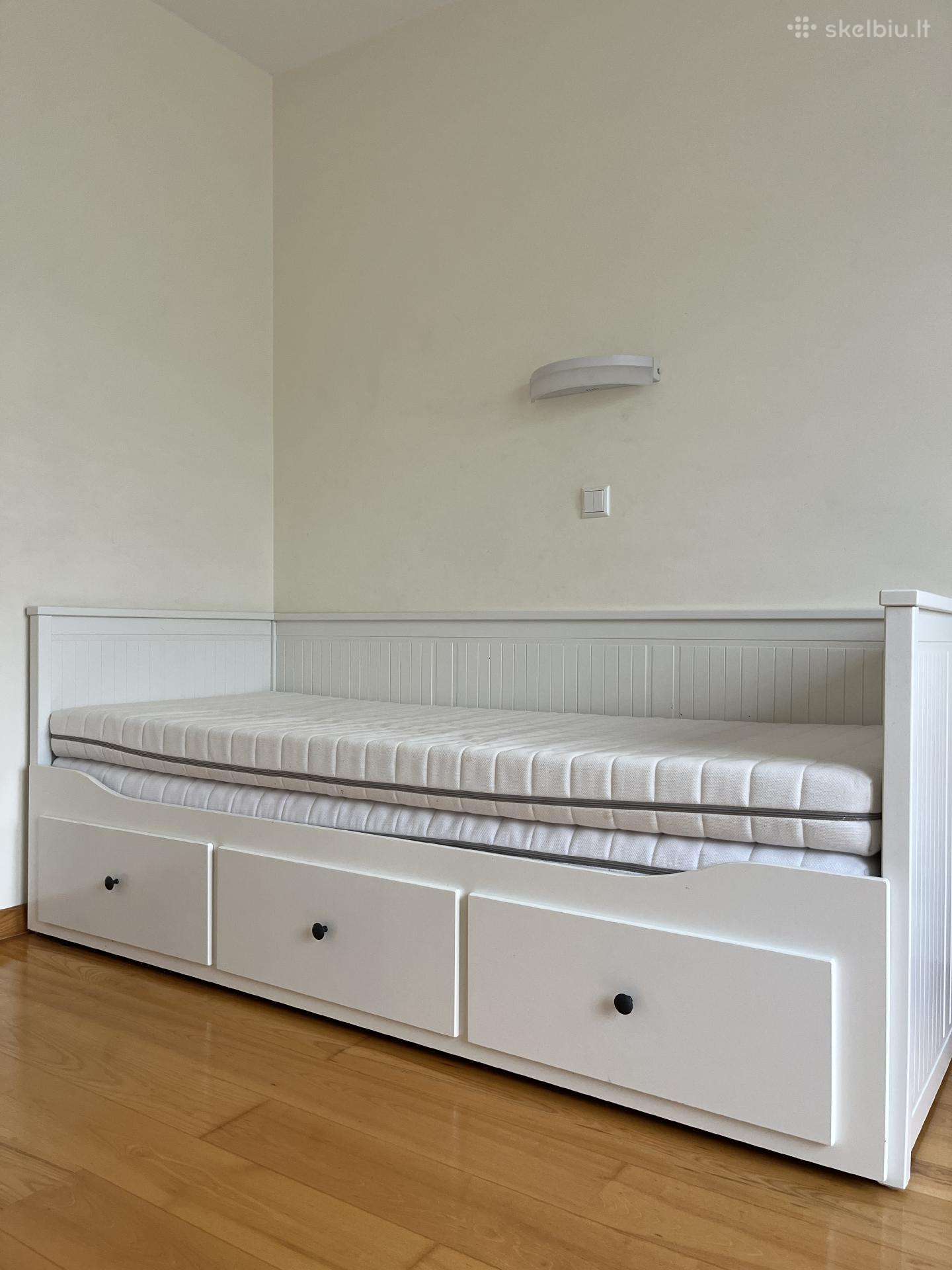 Ikea Hemnes lova su 2 čiužiniais