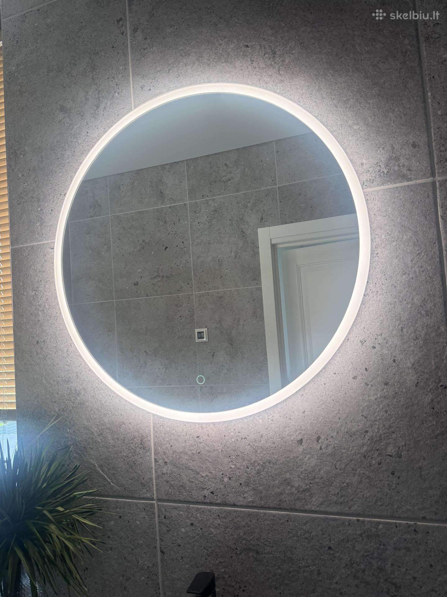 Baltic Mirror LED veidrodis 70cm