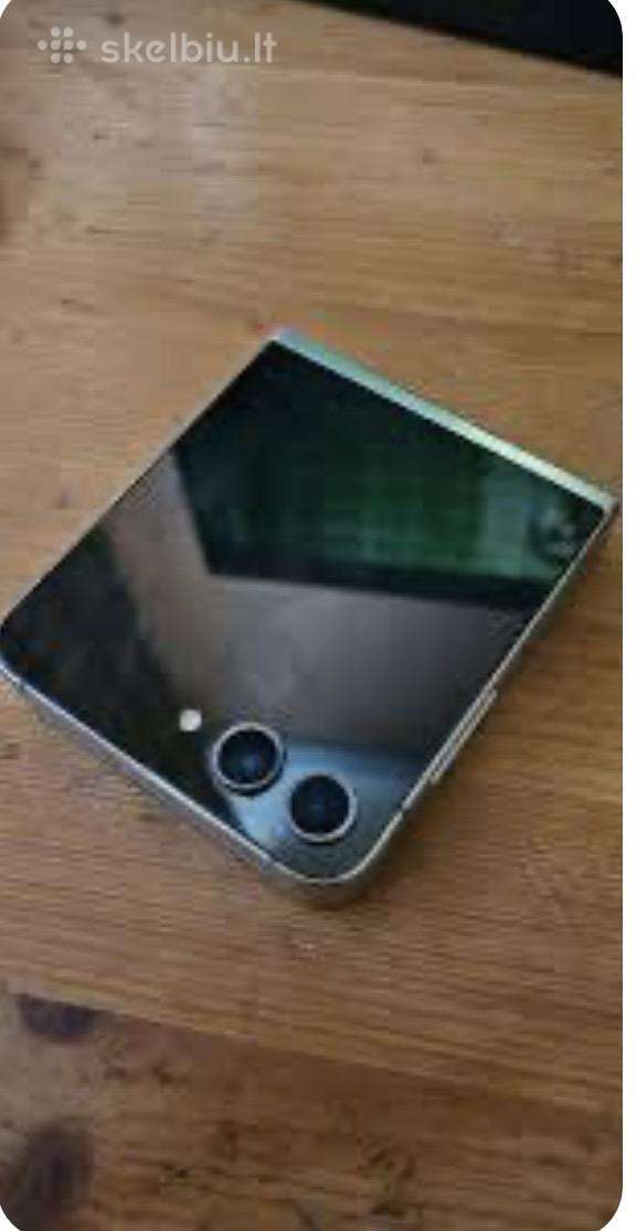 Parduodu telefoną Samsung Galaxy Flip 5