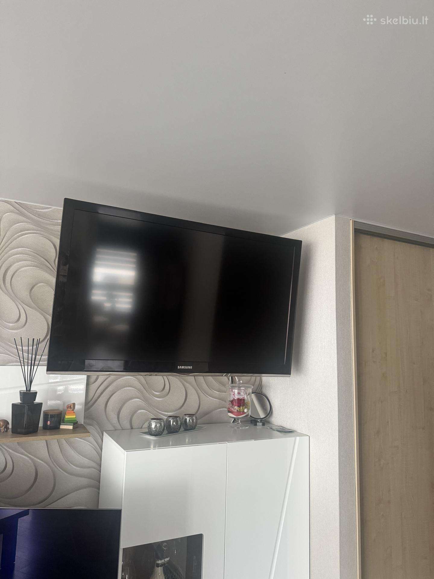 Parduodamas geros būklės 46 colių (117 cm) Samsung