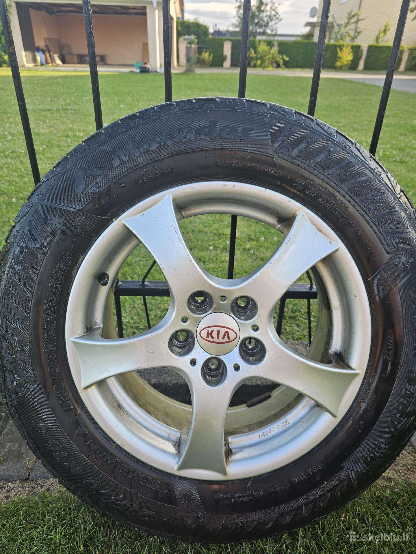 Matador, winter 215/70 R16