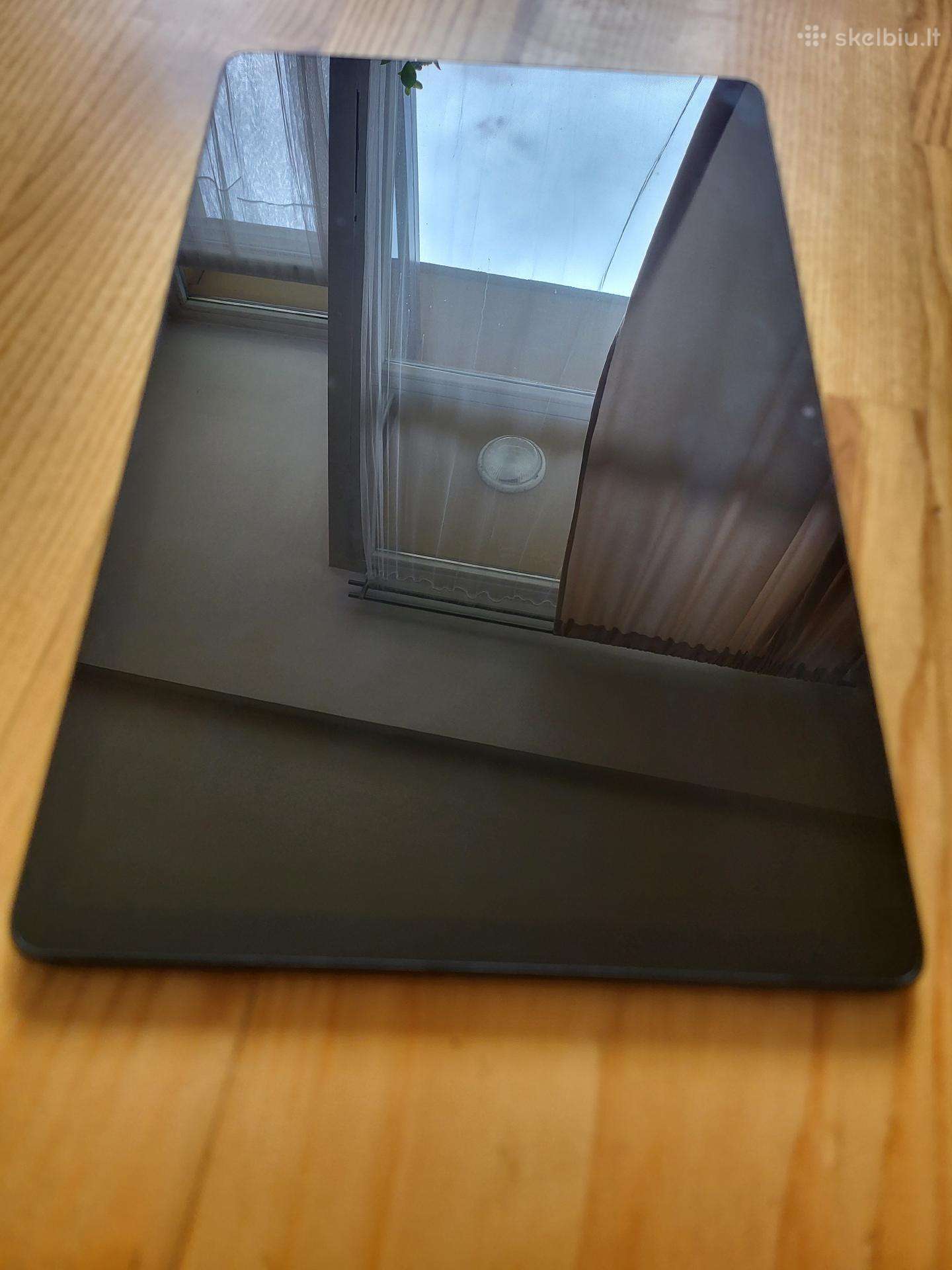 Parduodu redmi pad pirmoji versija 80€. Nesiunčiu