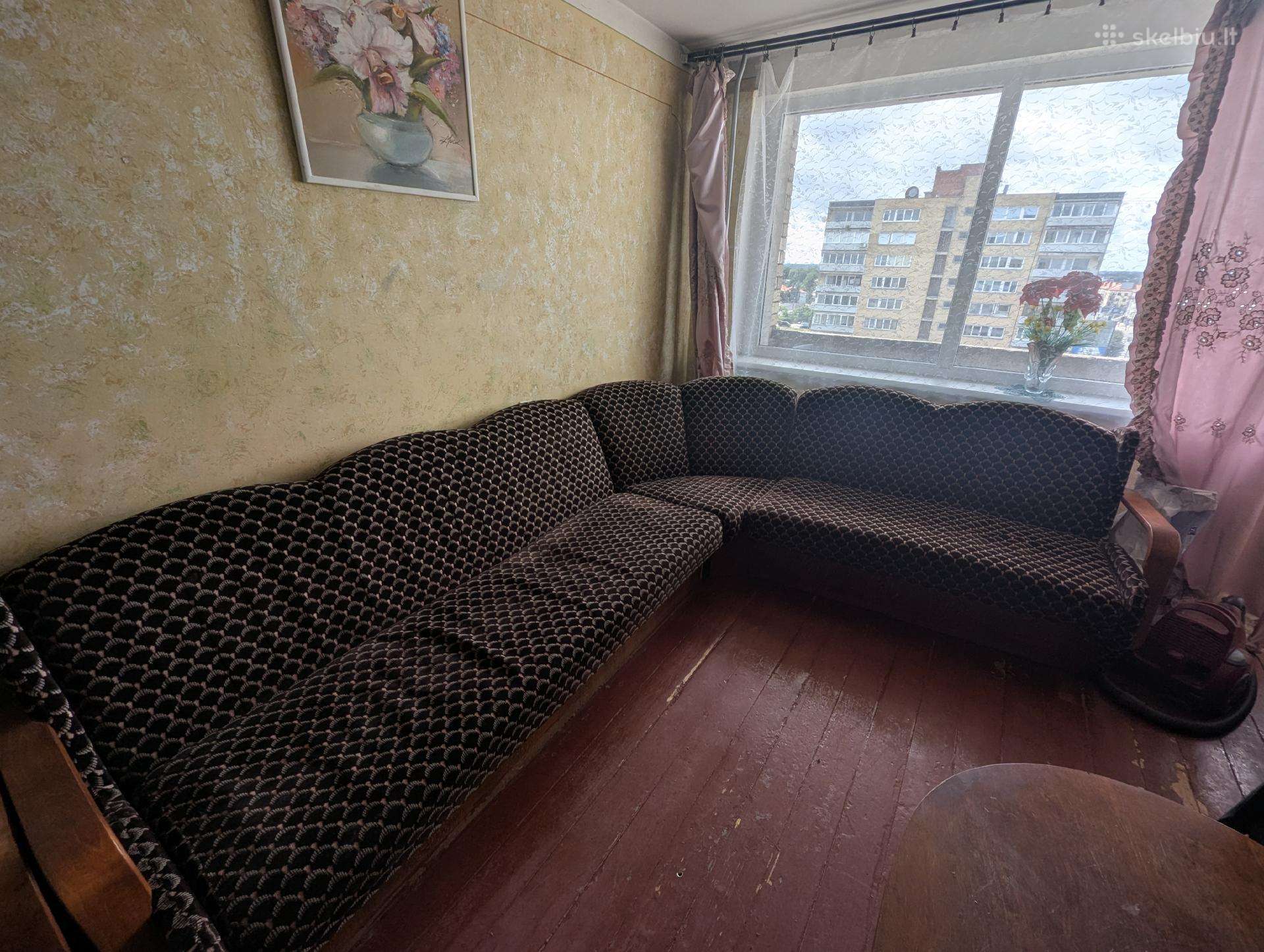 Naudotas minkštas miegamasis kampas "Žalgiris"