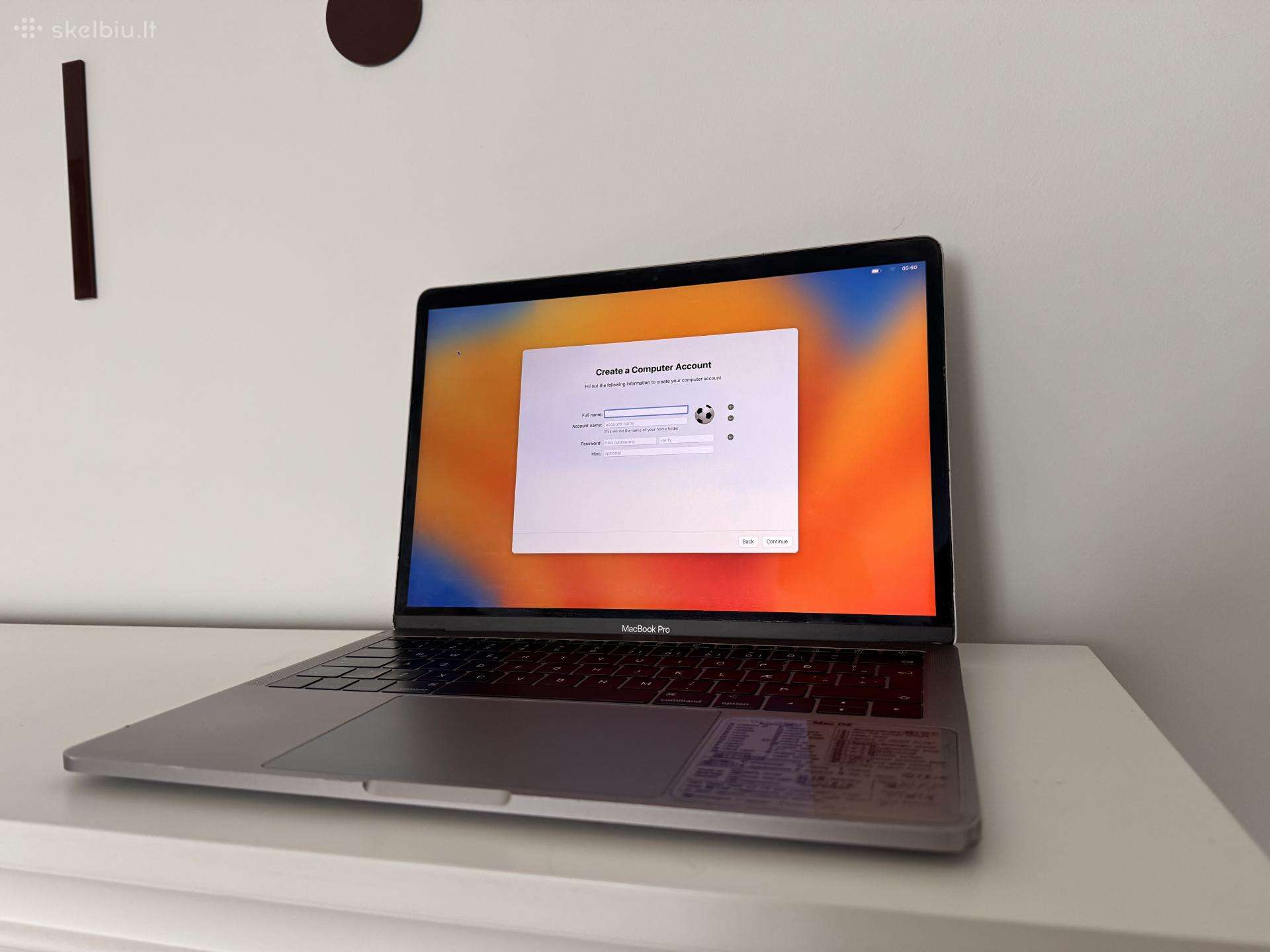 Parduodamas MacBook Pro 13 (2017 m., Space Gray)
