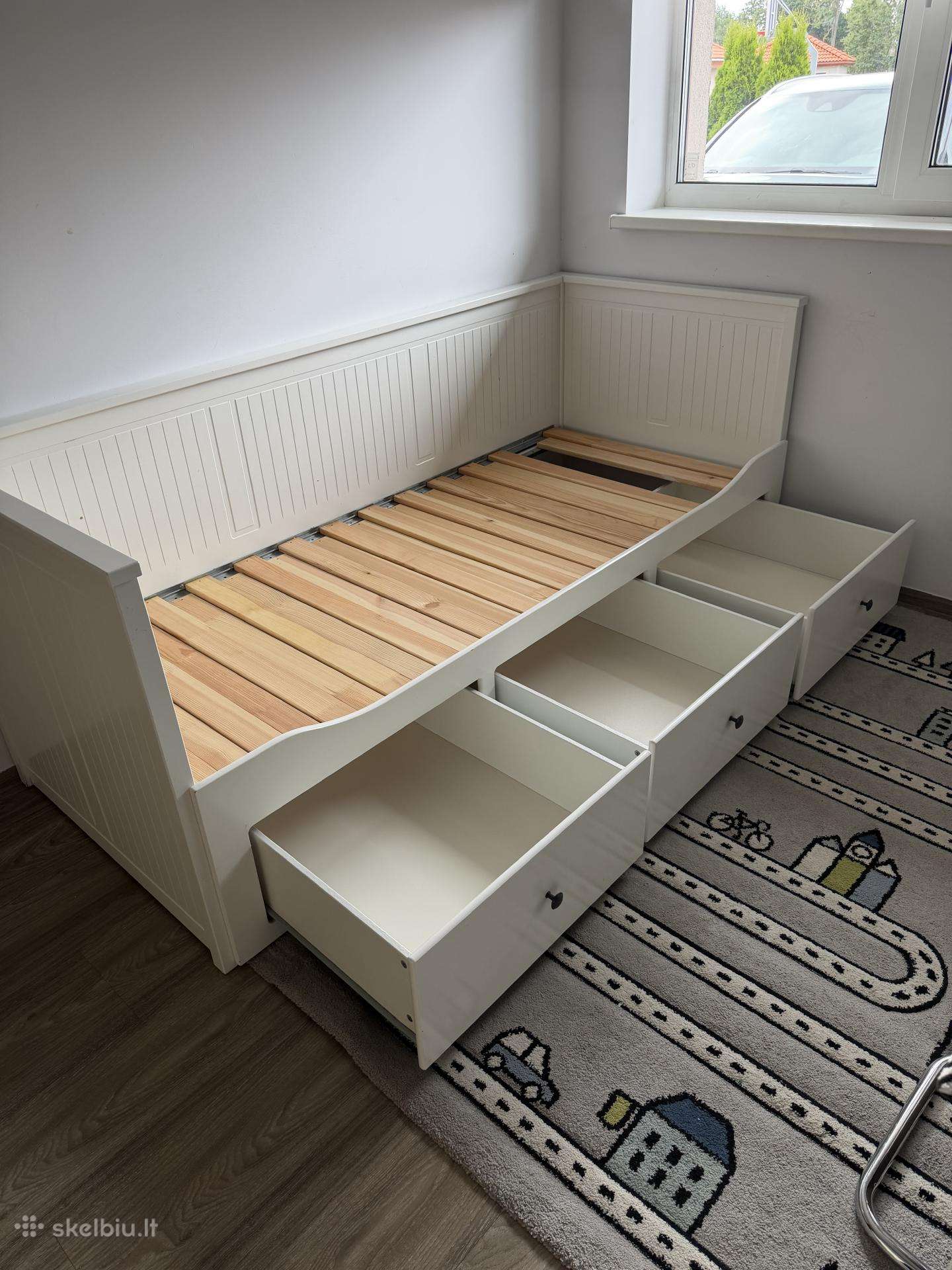 Ikea lovos su Čiužiniais