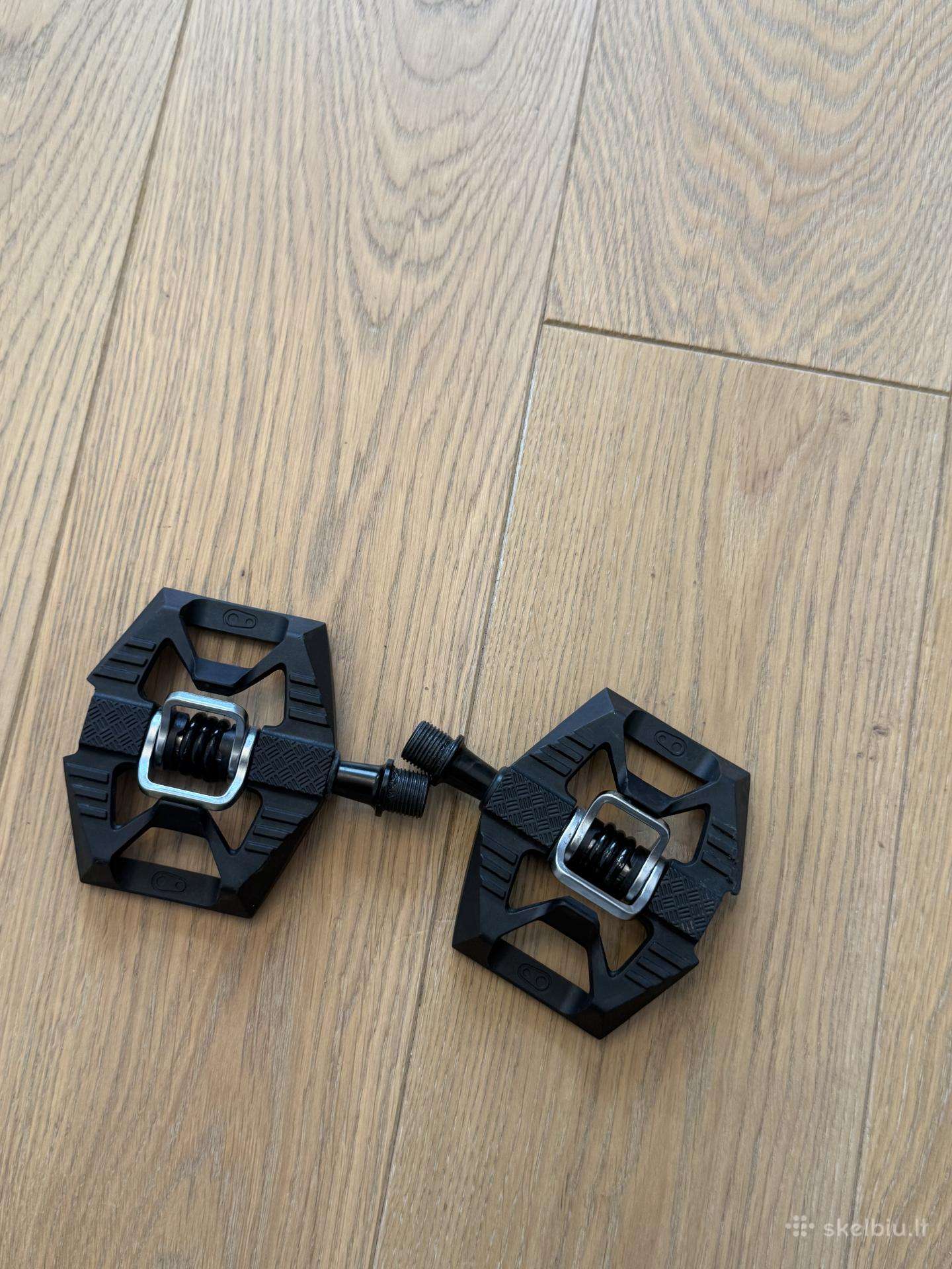 Crankbrothers klipsiniai pedalai