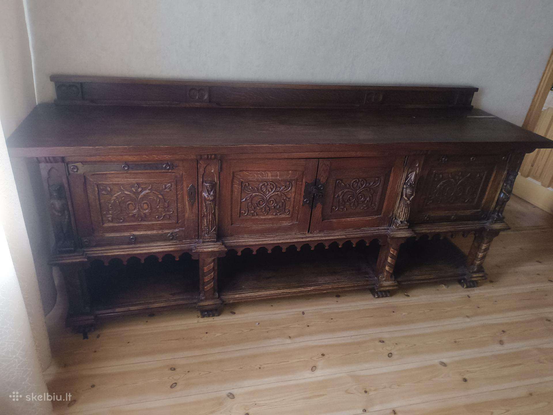 Antikvarinė ąžuolo masyvo komoda