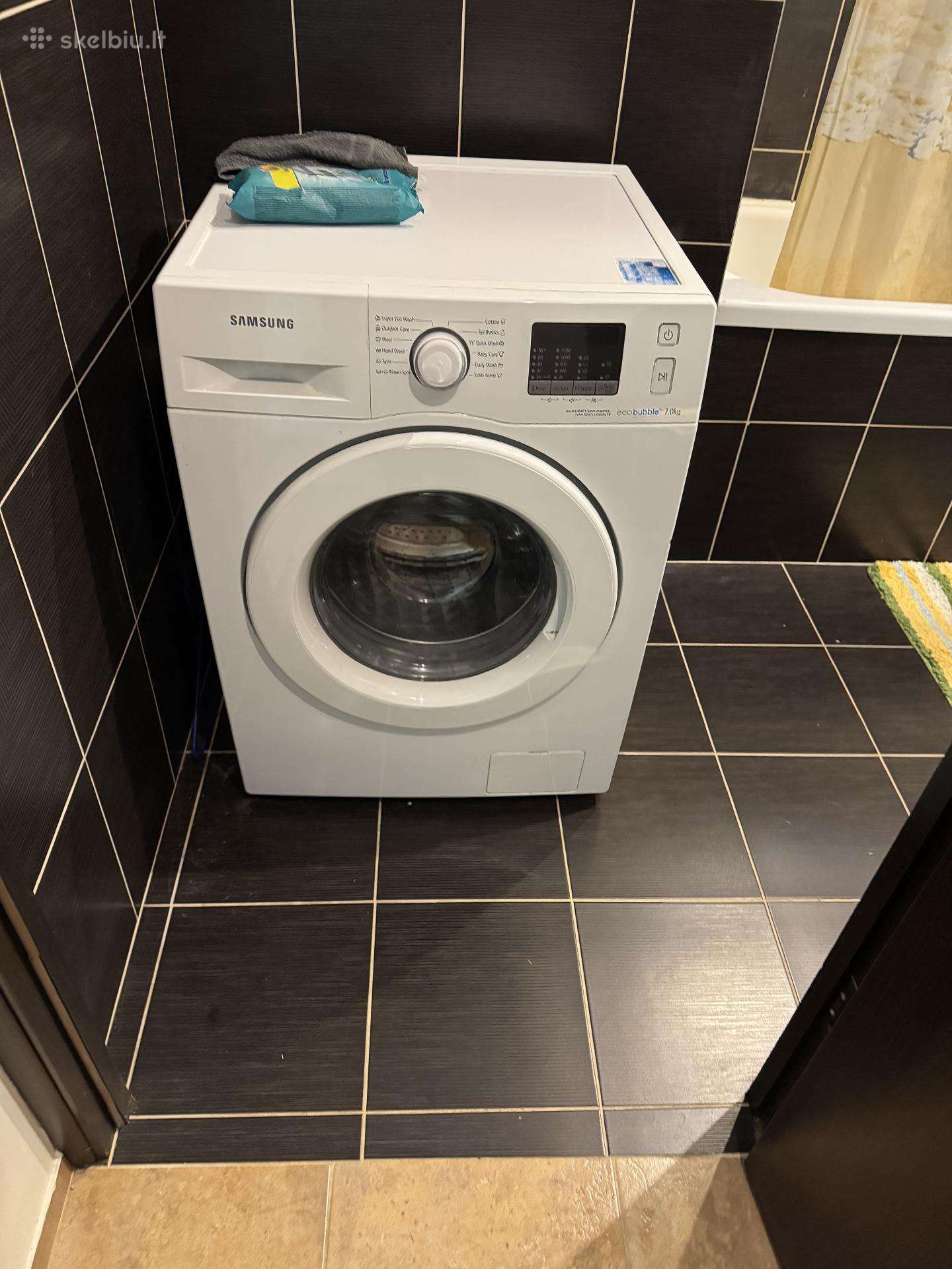 Skalbyklė Samsung Wf70f5e0w2w / 7 kg