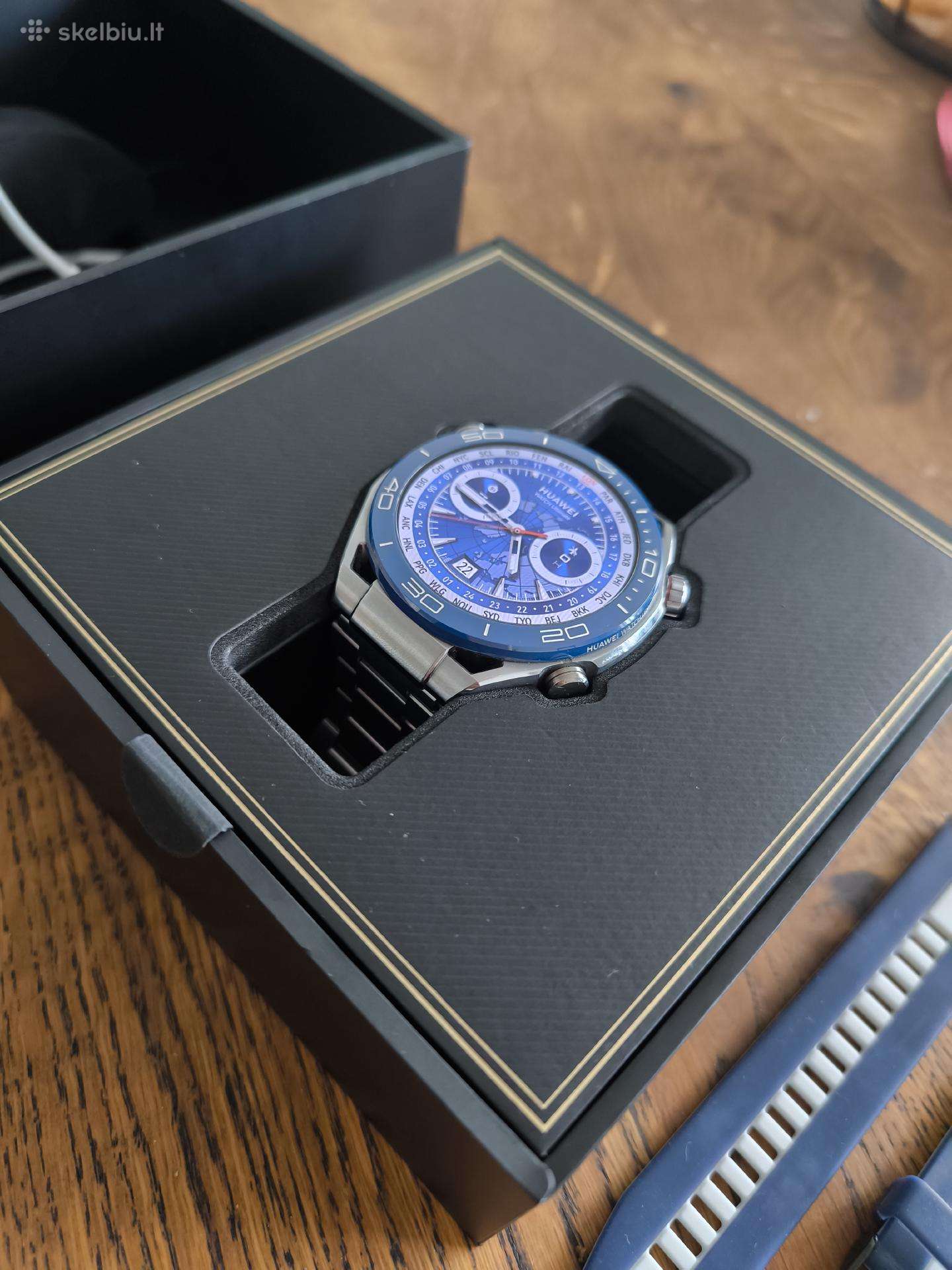 Huawei watch ultimate titanium