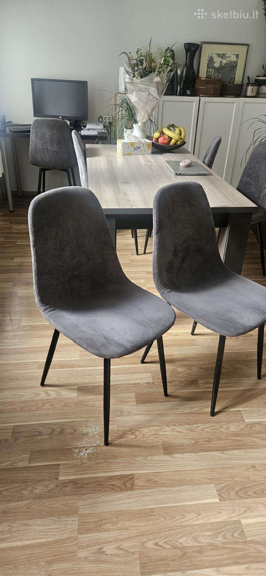 6 vnt puikaus stovio kėdės