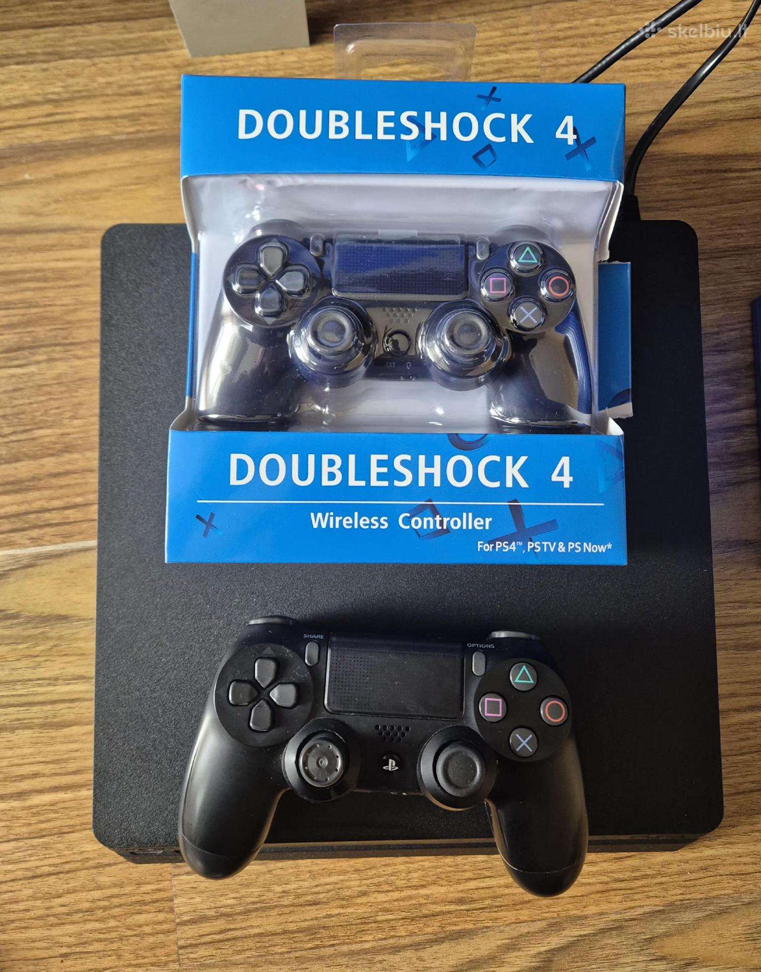 Parduodamas Playstation 4 Slim 1 TB komplektas