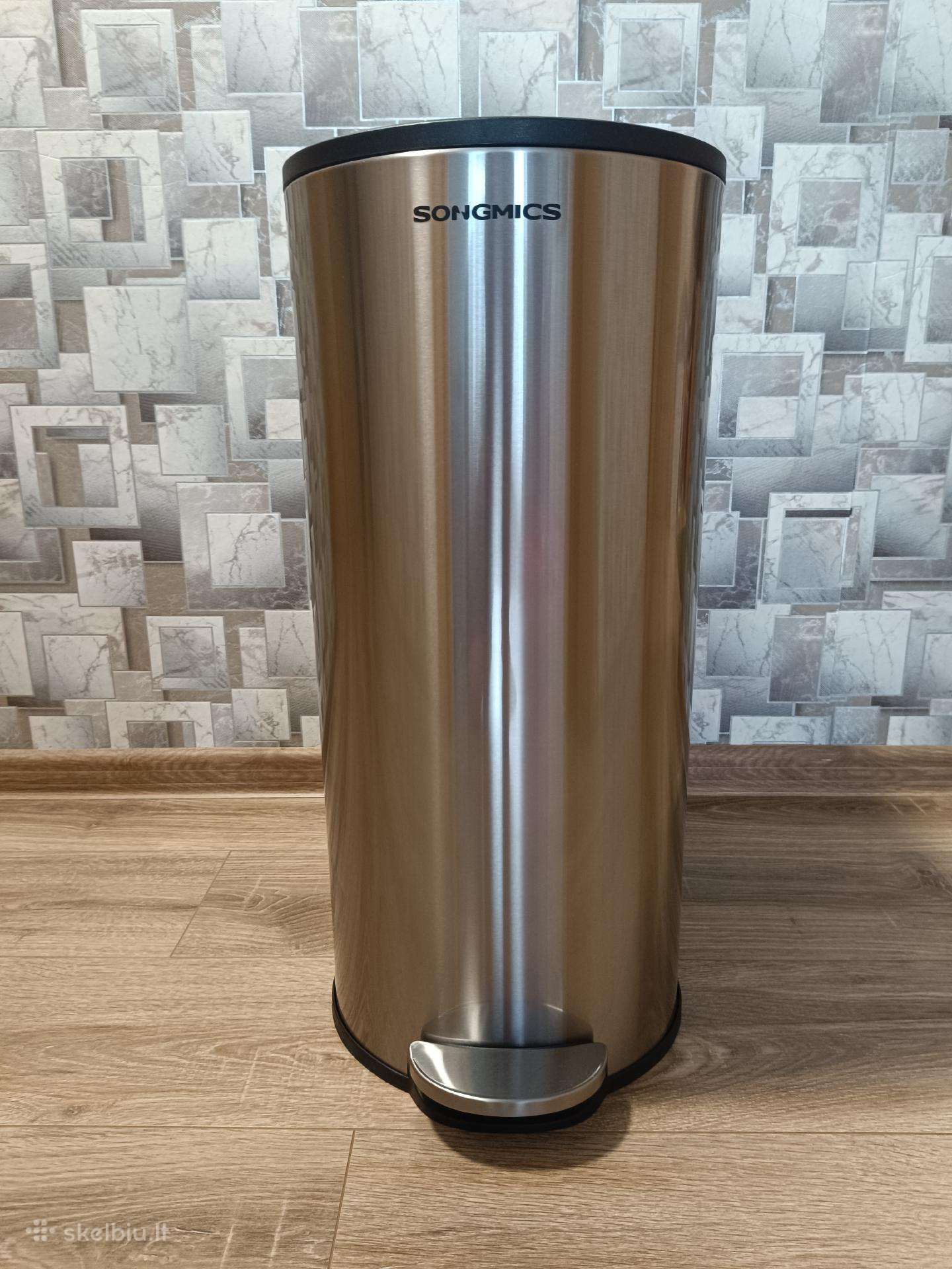 Naujos 60l. (2x30l) ir 50l. šiūkšlių dėžės