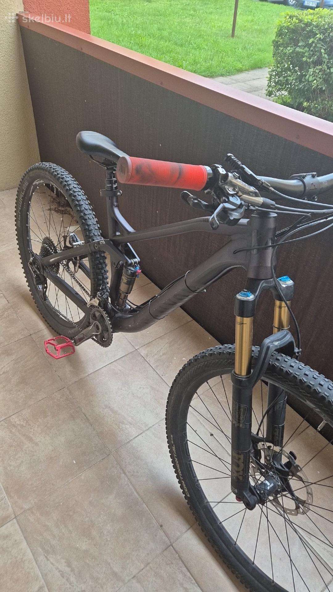 Parduodamas Canyon Nerve AL 27.5 (S dydis)