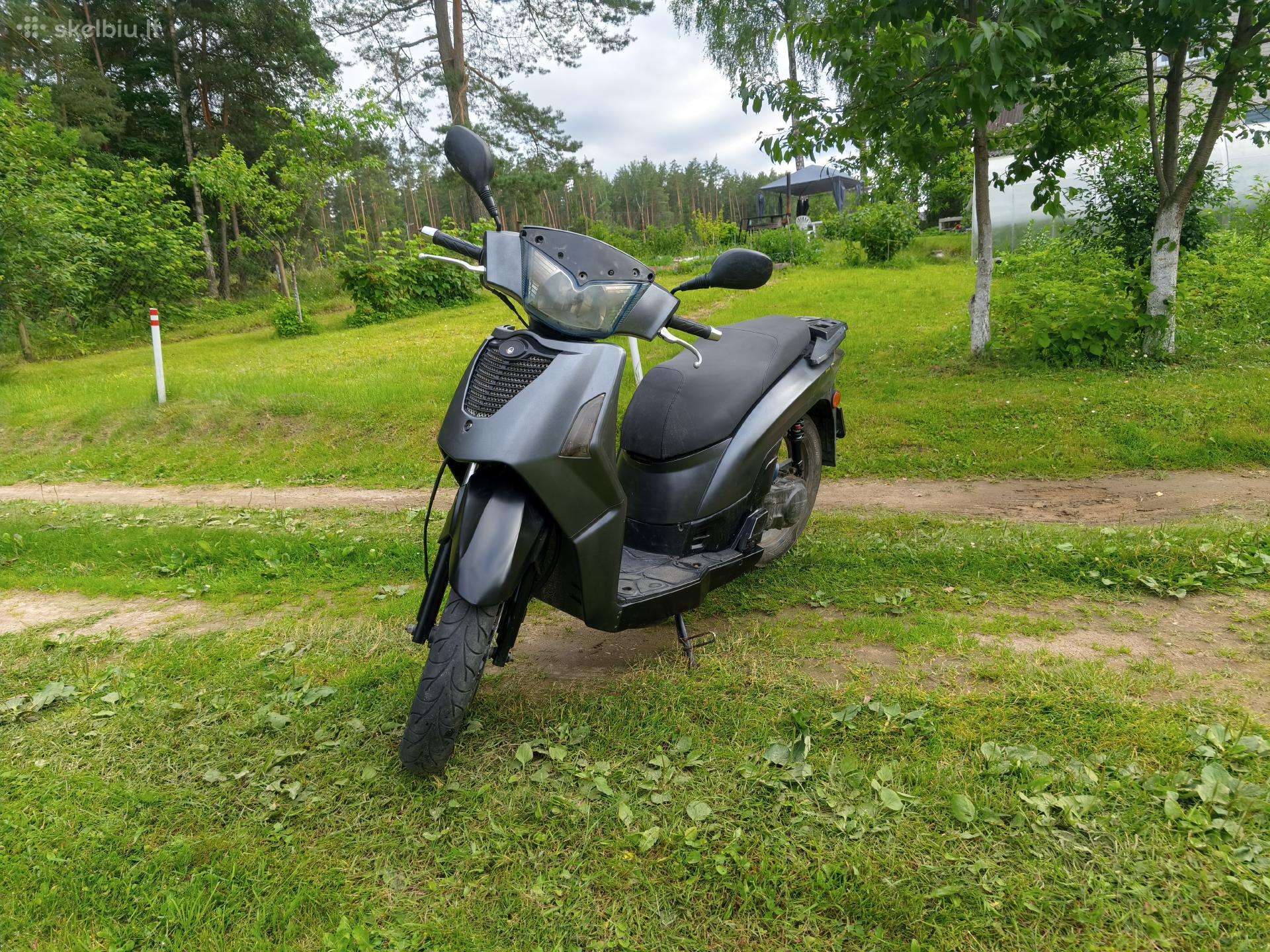 Kymco People S 50cc, scooters / mopeds