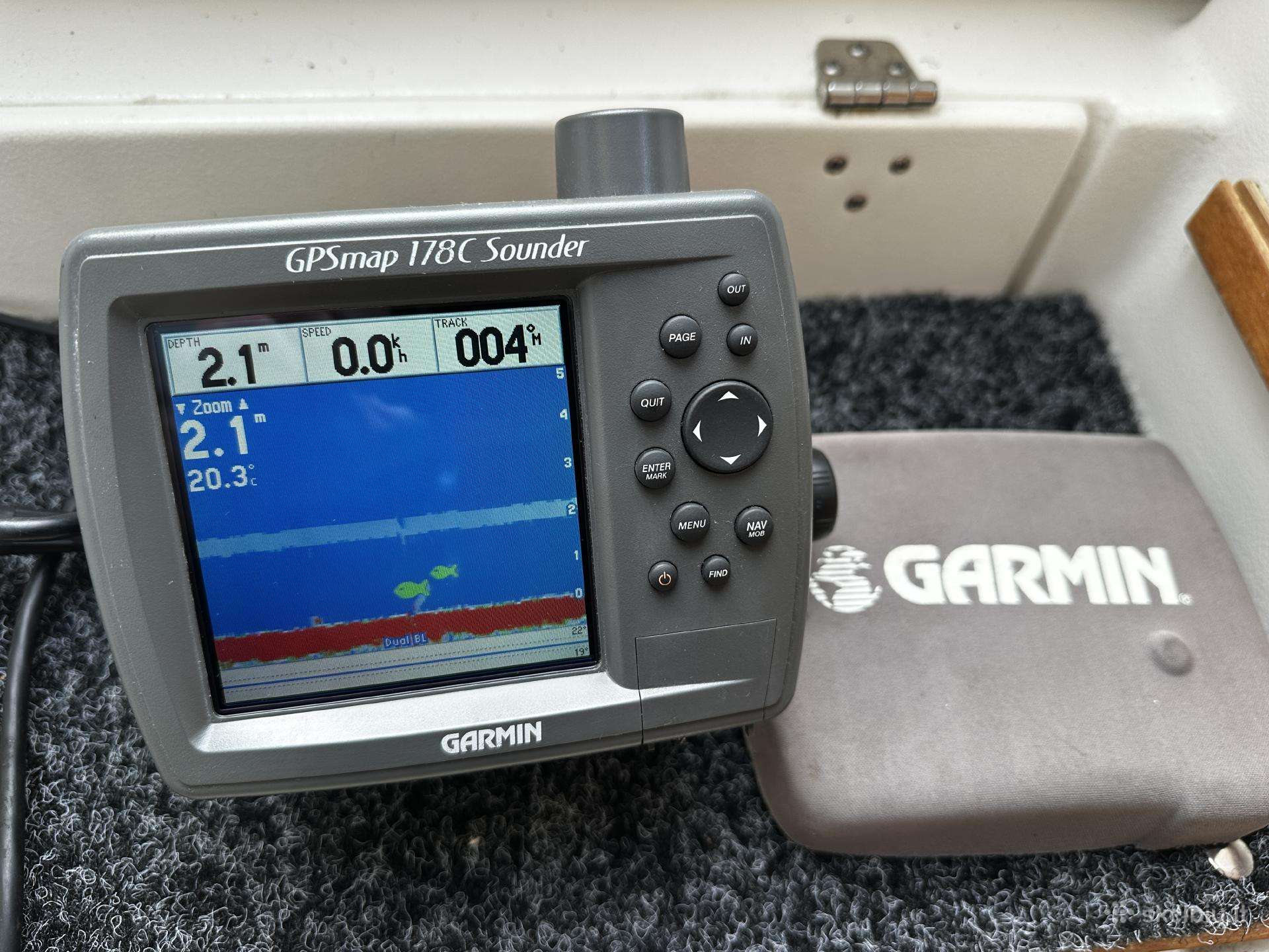 Garmin echolotas