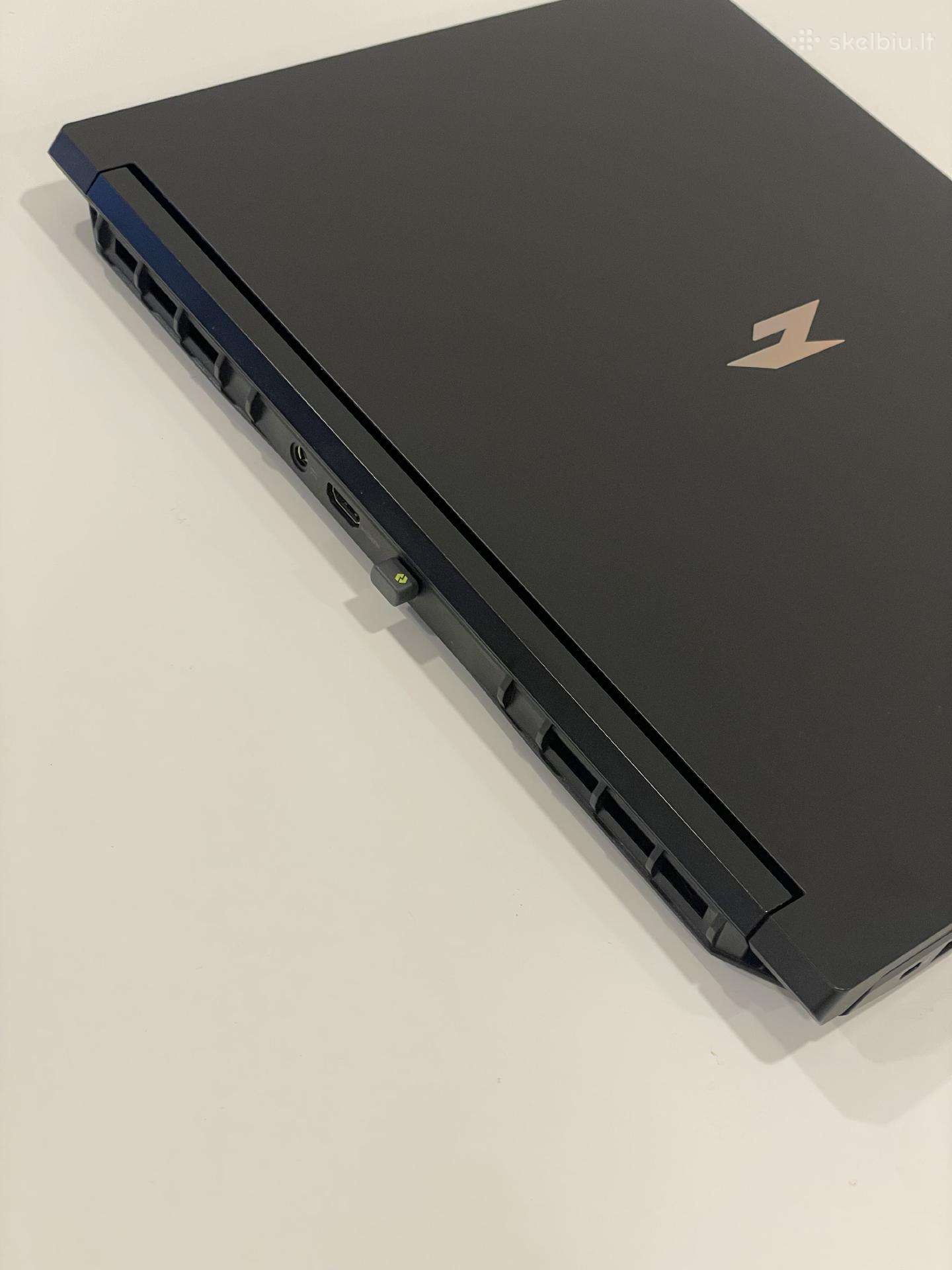Parduodamas 32 GB Acer Nitro V16 Ai Anv16-42-r0w6