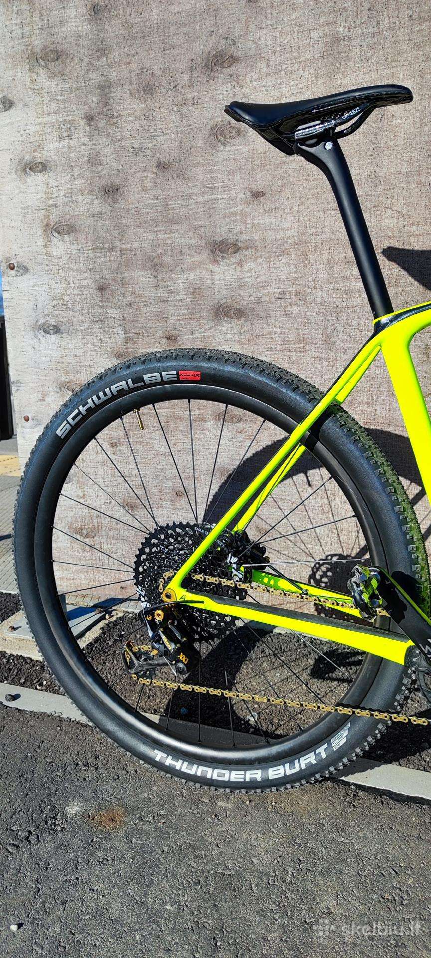 Padanga Schwalbe Thunder Burt 2,25"