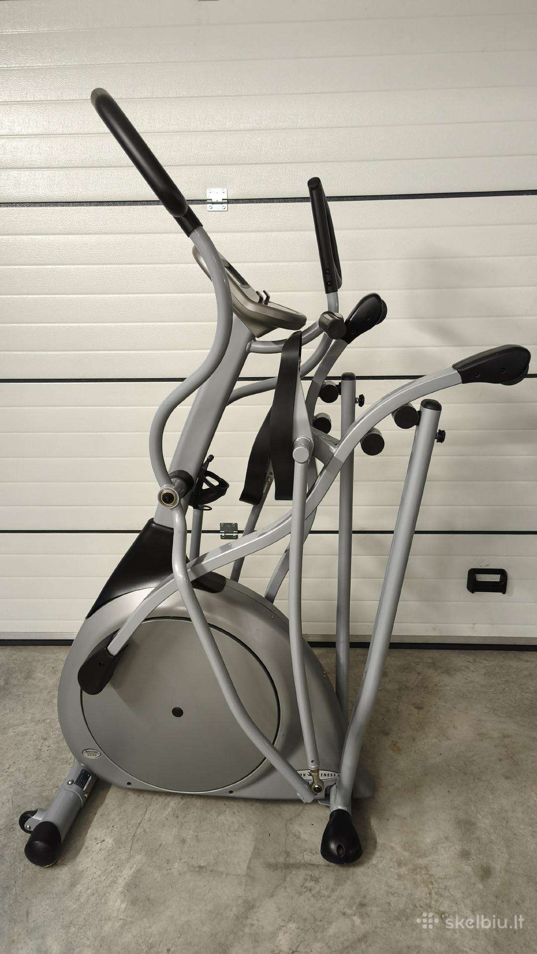 Elipsinis treniruoklis Vision Fitness X6200