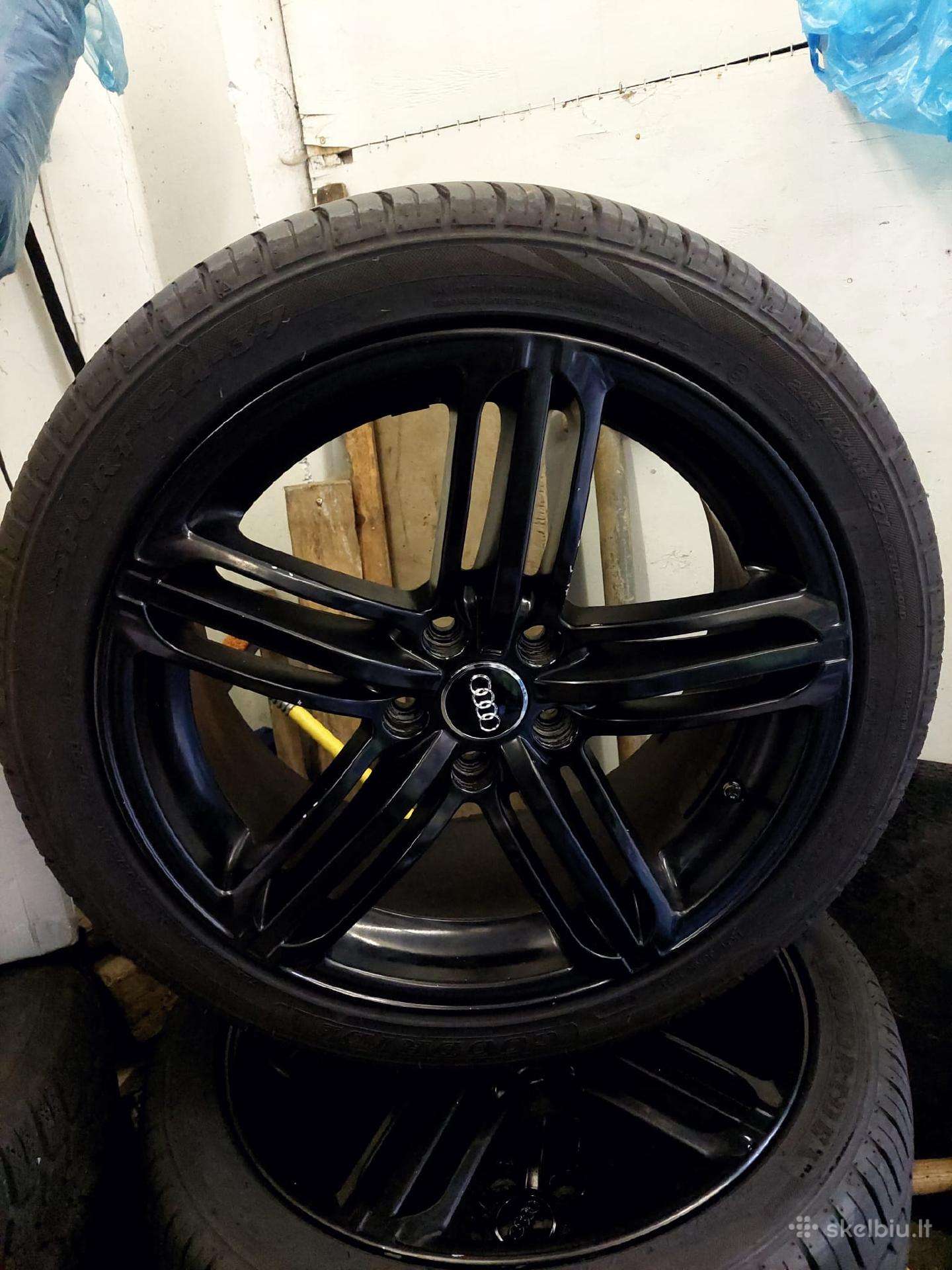 Parduodu Audi A4 A6 padangas su diskais 245-40-18