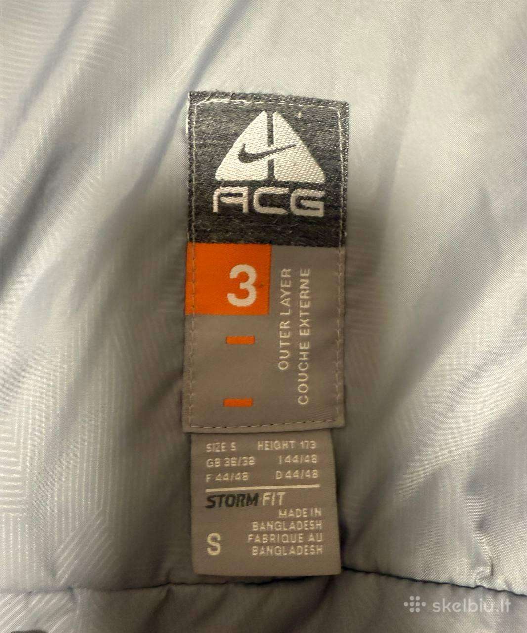Nike Acg striukė