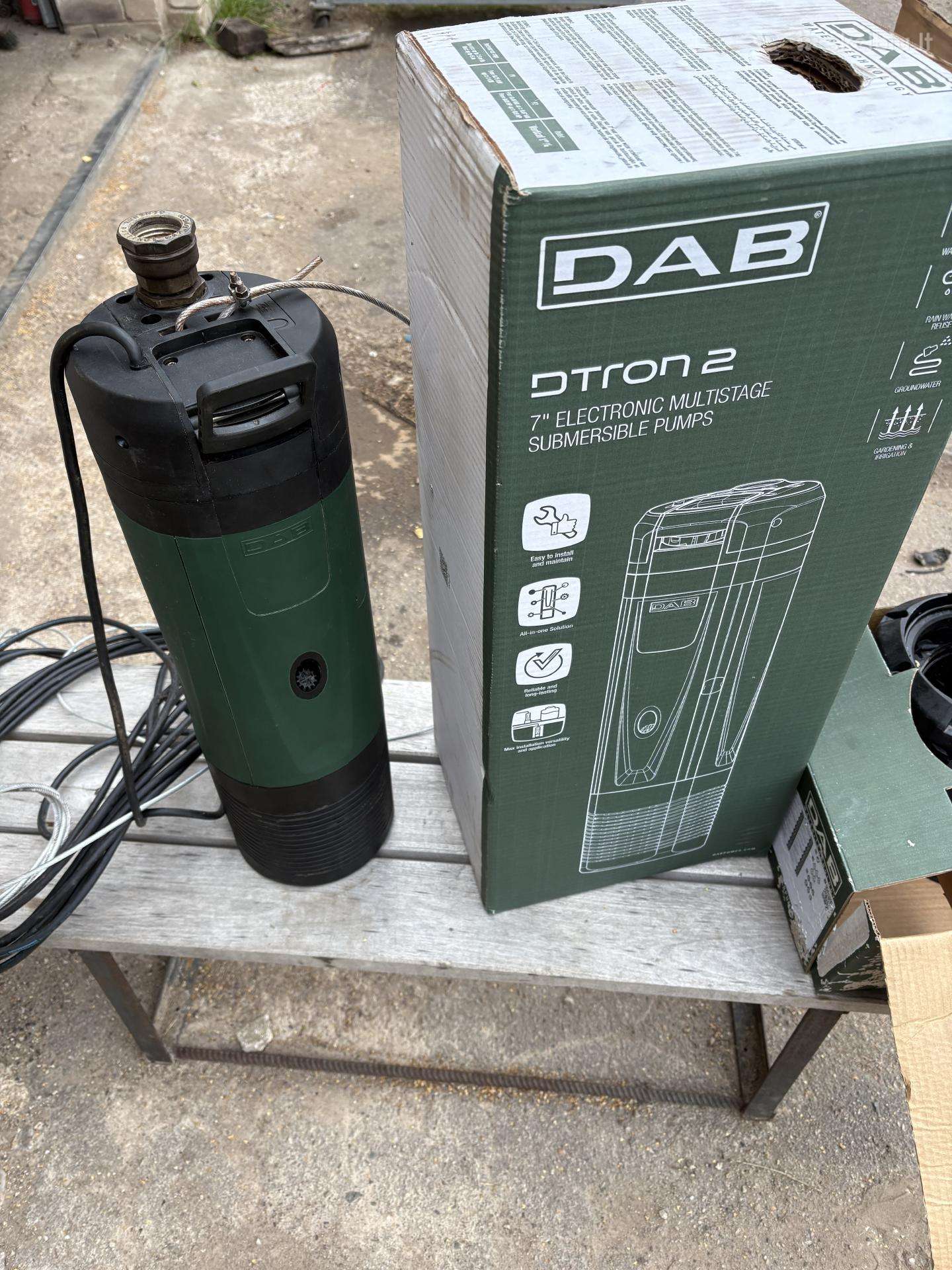 Dab Dtron2 45/90 vandens siurblys + Doc 68 priedas