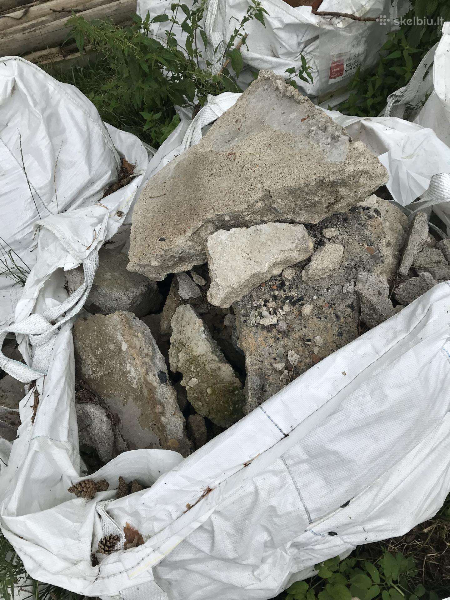 Atiduodu Betono lauža(gruza). Jurbarko raj.