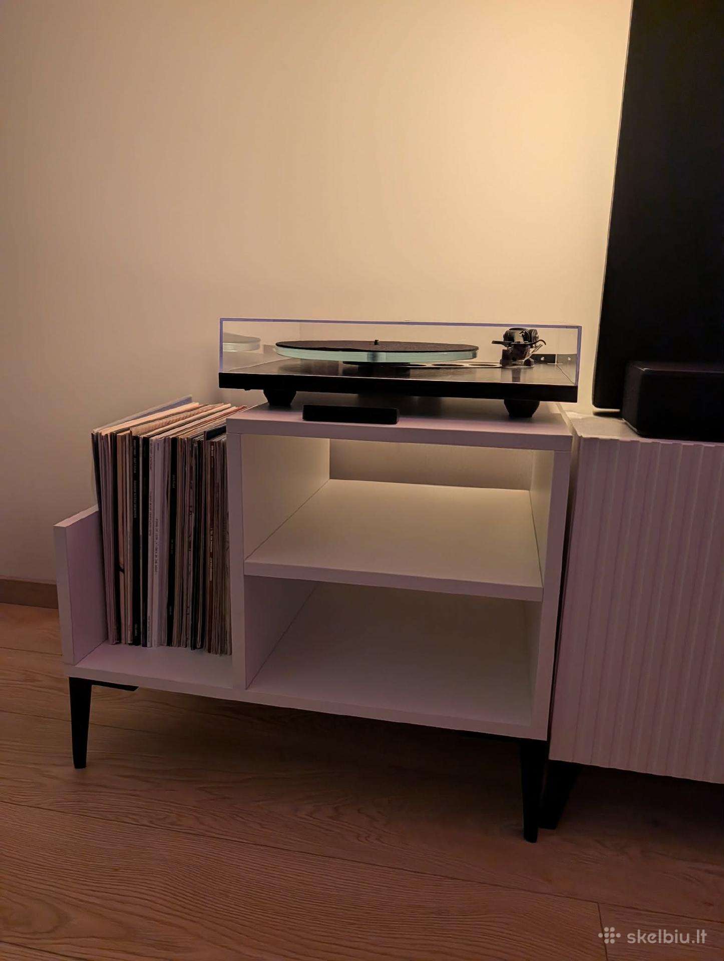 Staliukas patefonui/vinilui