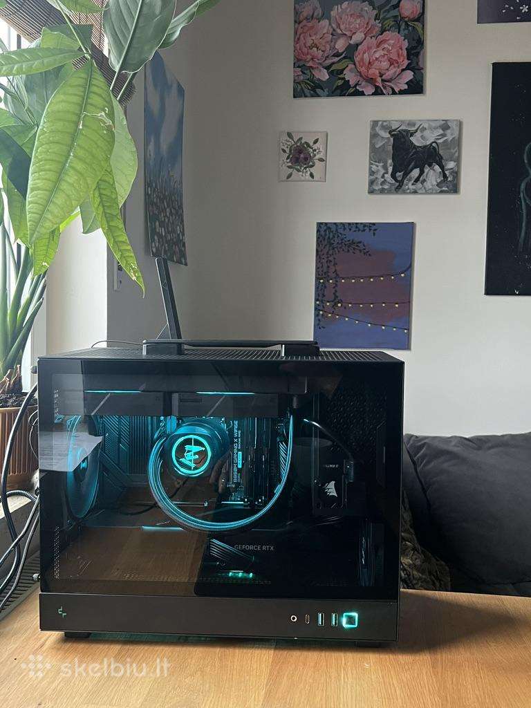 Galingas žaidimų kompiuteris Rtx 5070 + monitorius