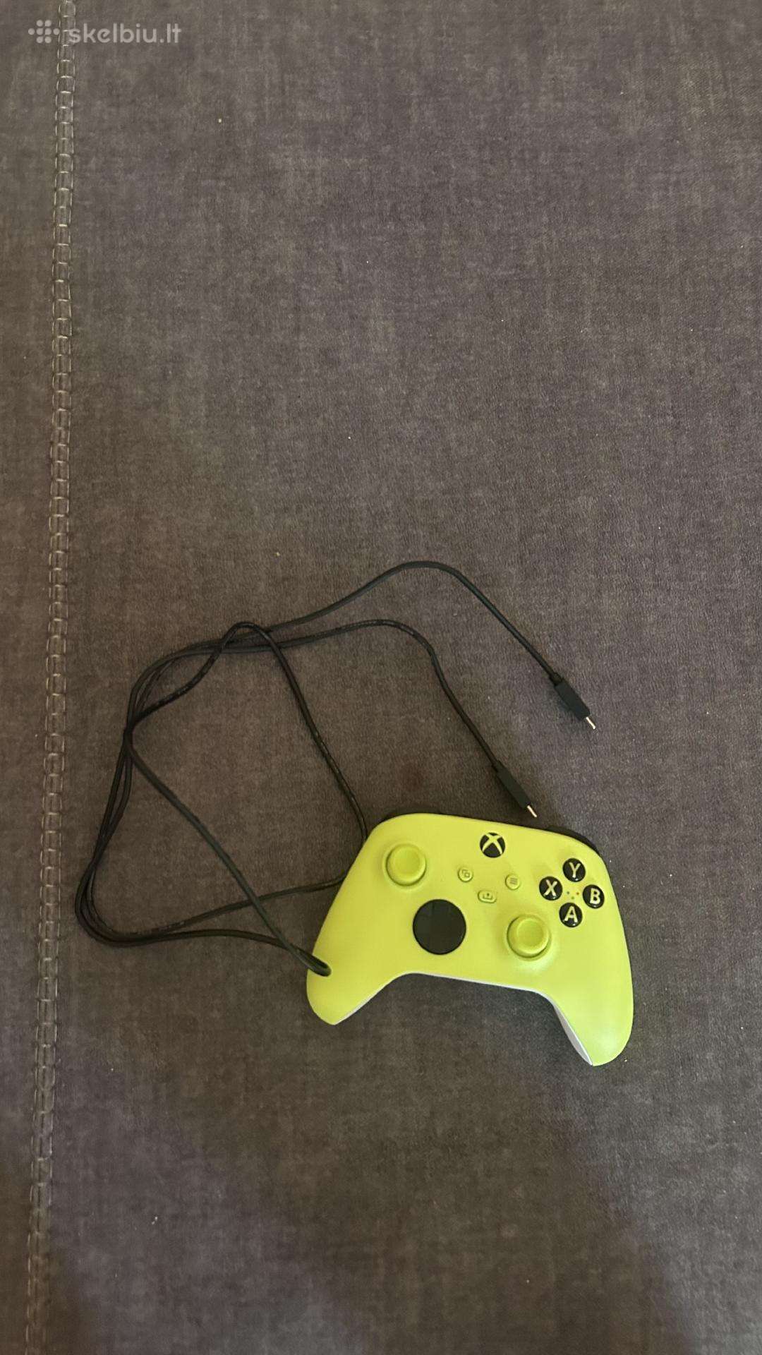 Xbox X/s Pultelis