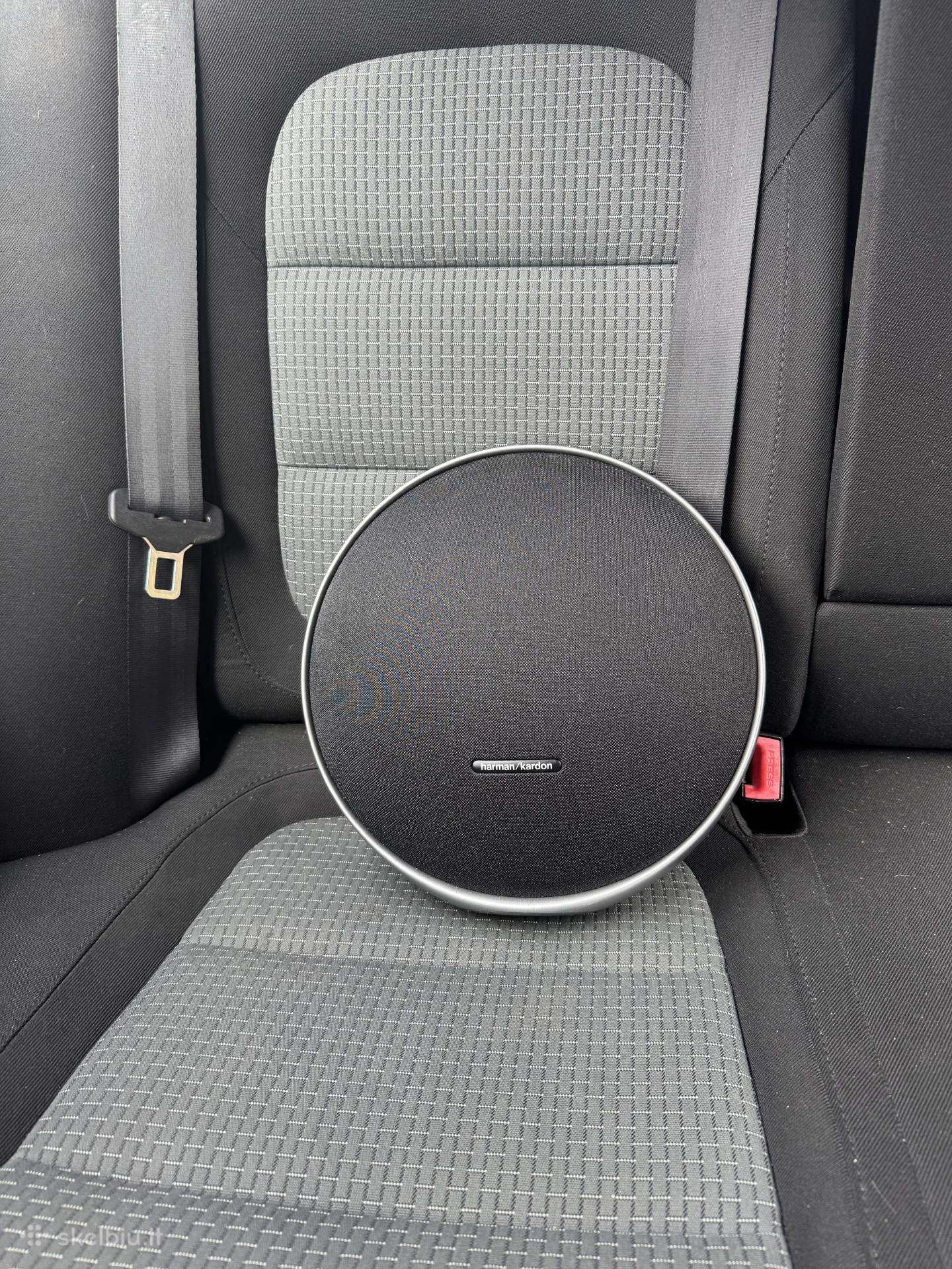 Harman kardon onyx studio 9