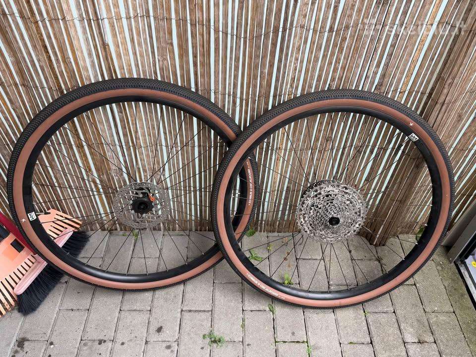 Nauji gravel Ratai Newmen Performance X.r.25, 28/2