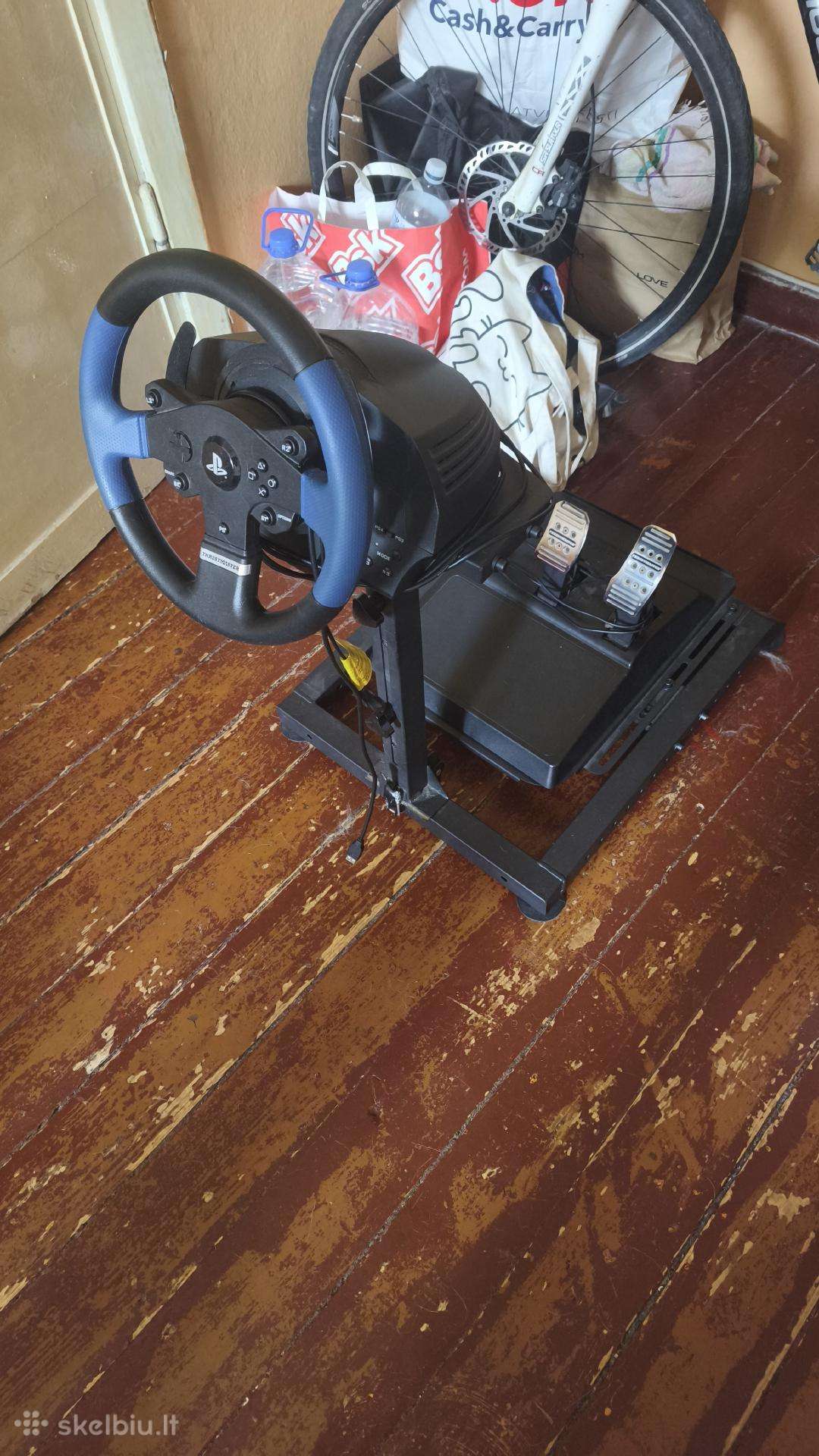 Thrustmaster T150 pro + Nlr wheel stand