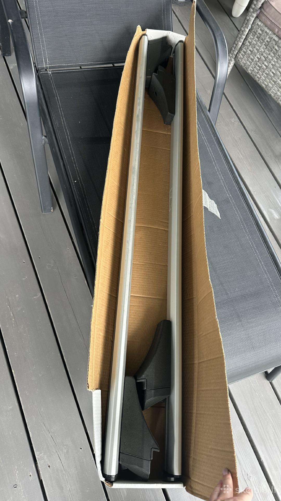 Parduodami nauji automobilio stogo skersiniai (rag