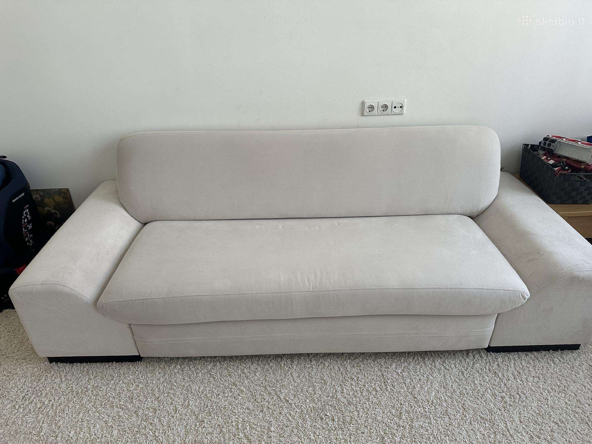 Sofa-lova balta