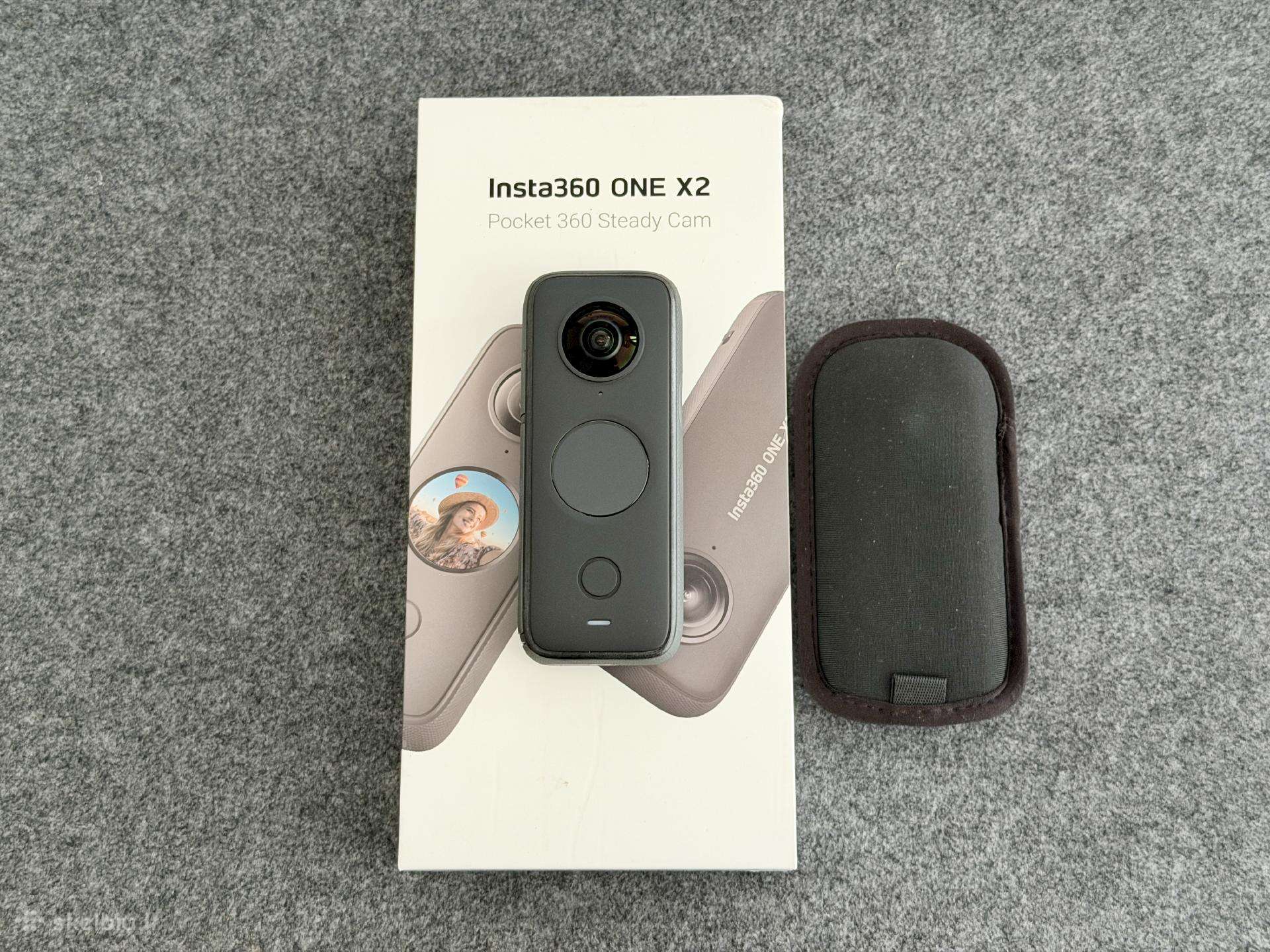 Insta360 X2